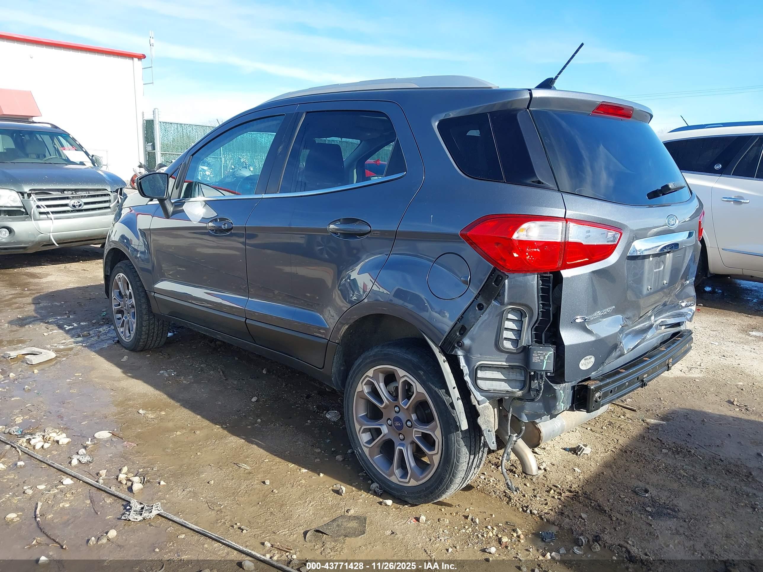 FORD ECOSPORT image 3