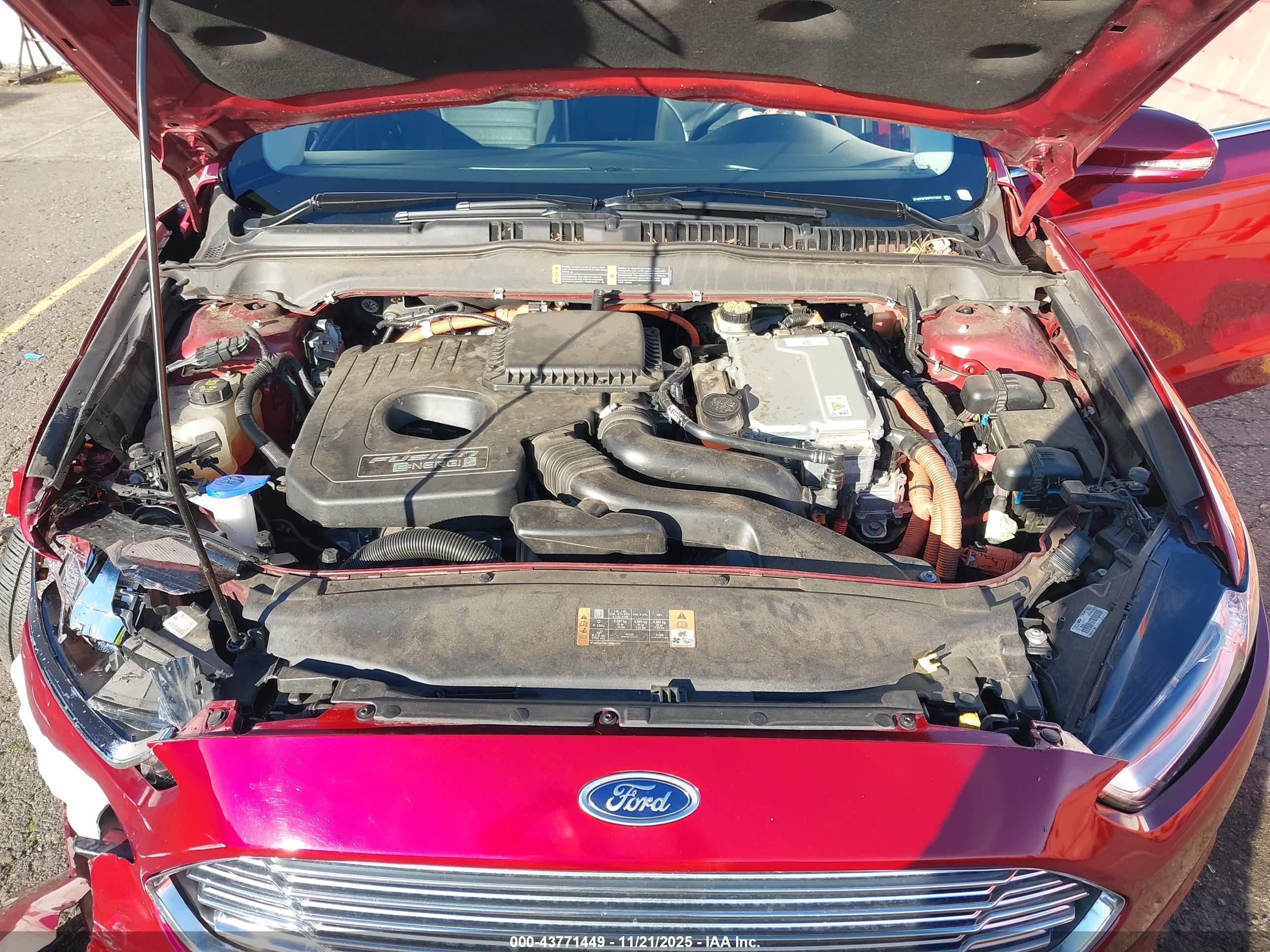 FORD FUSION image 10