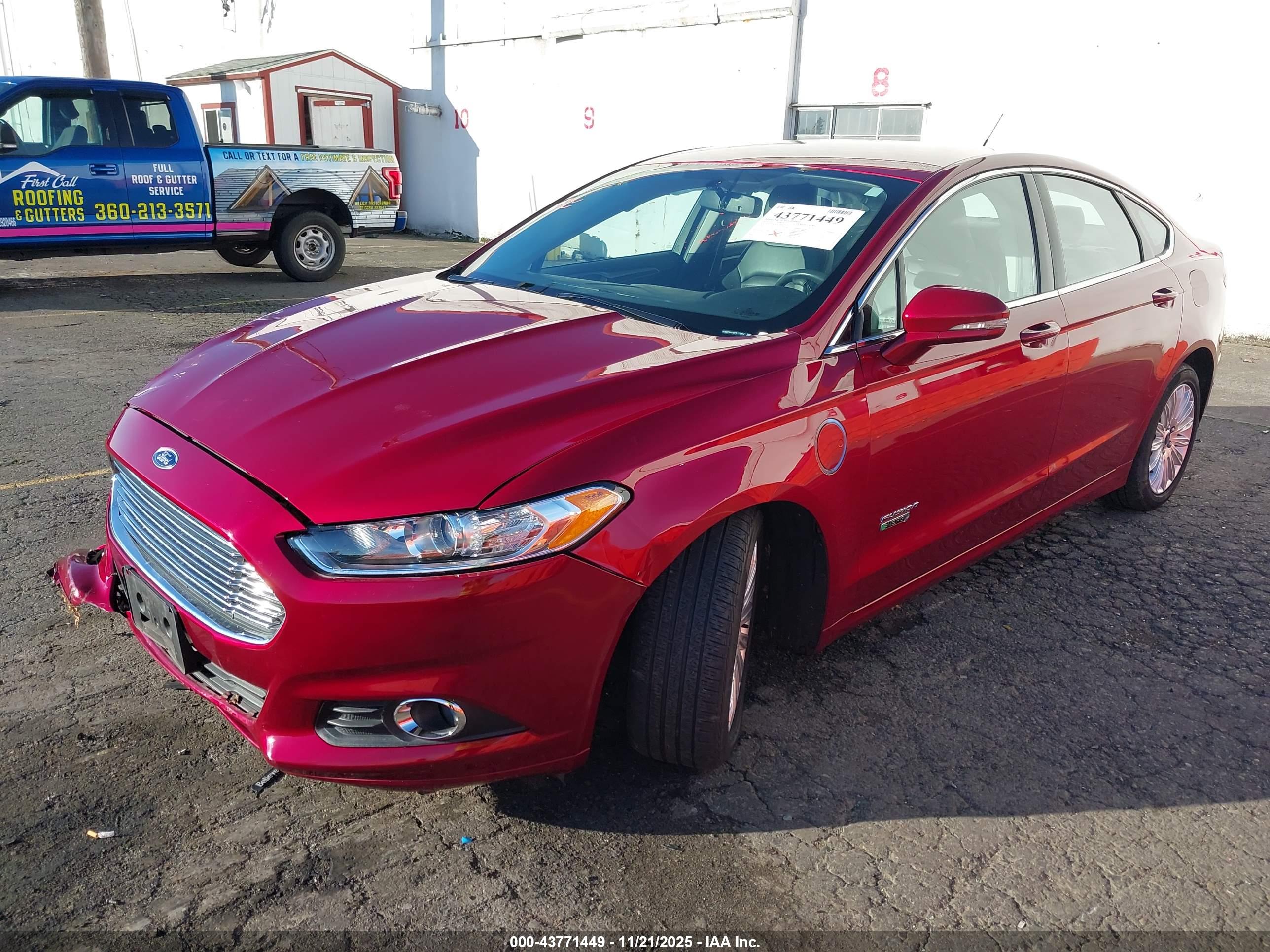 FORD FUSION image 2