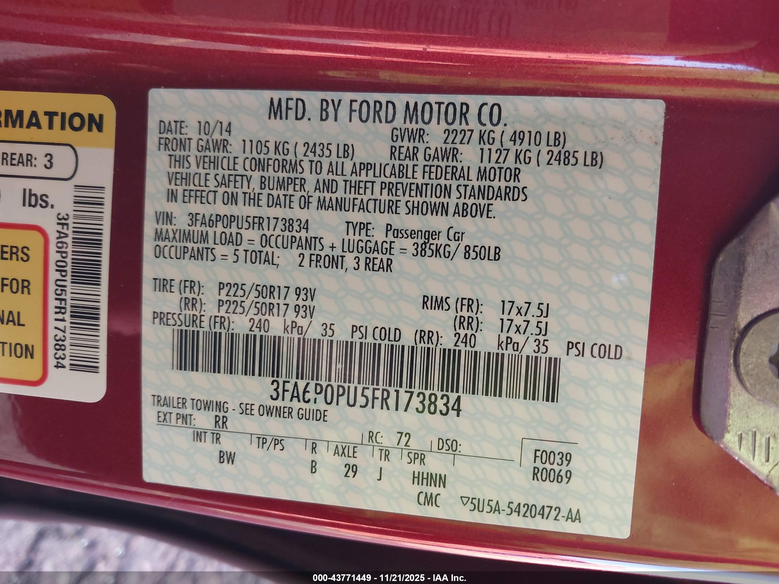 FORD FUSION image 9