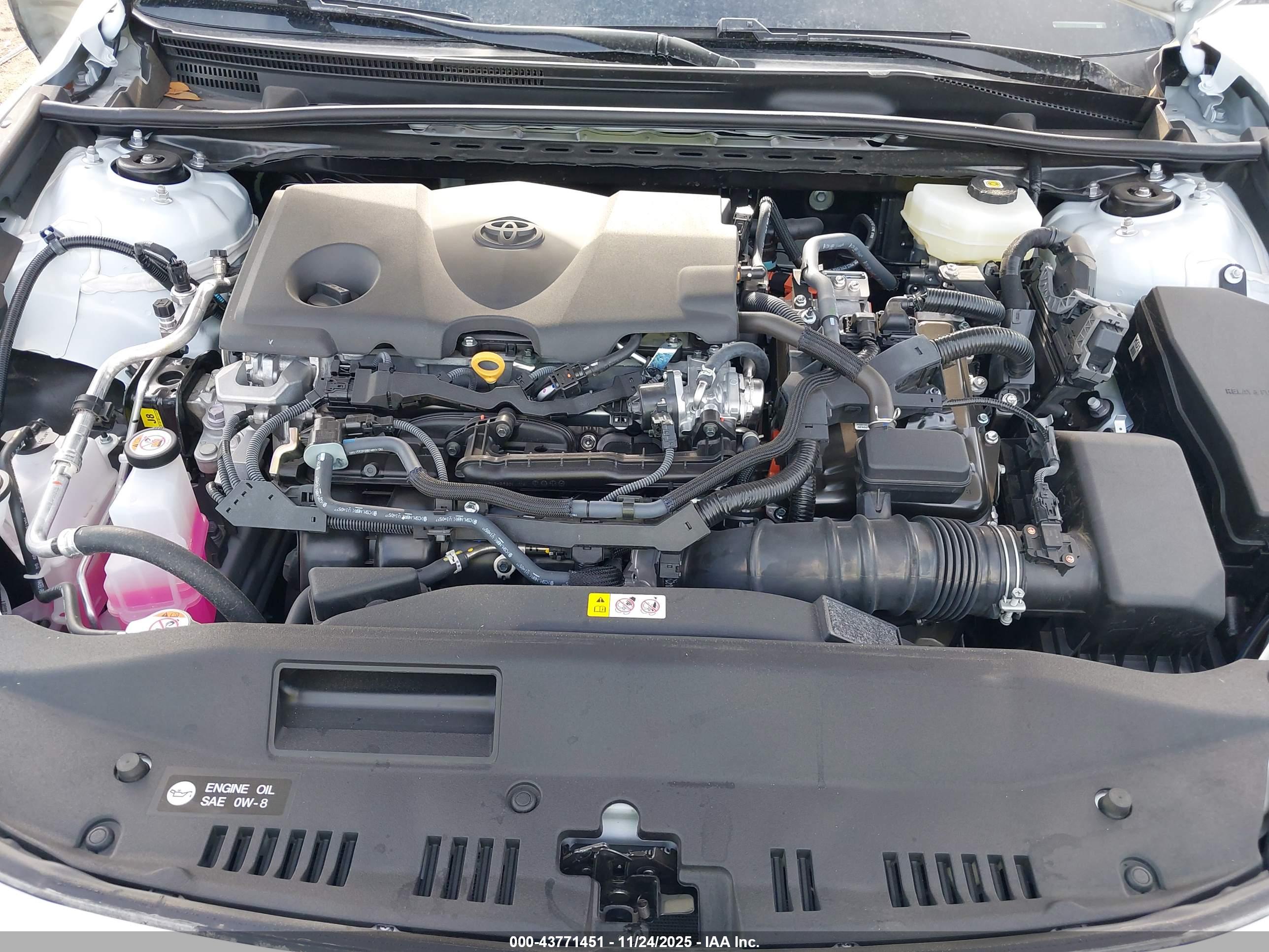 TOYOTA CAMRY image 10