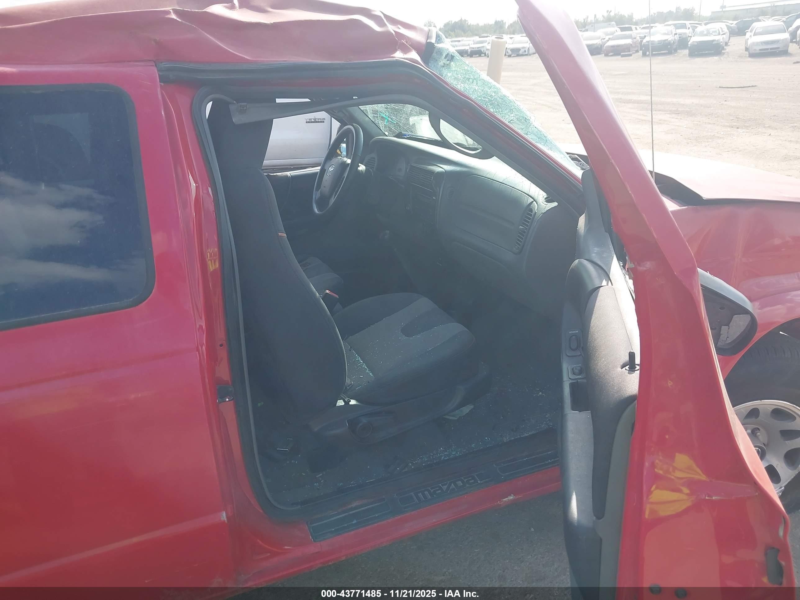 MAZDA B3000 image 5