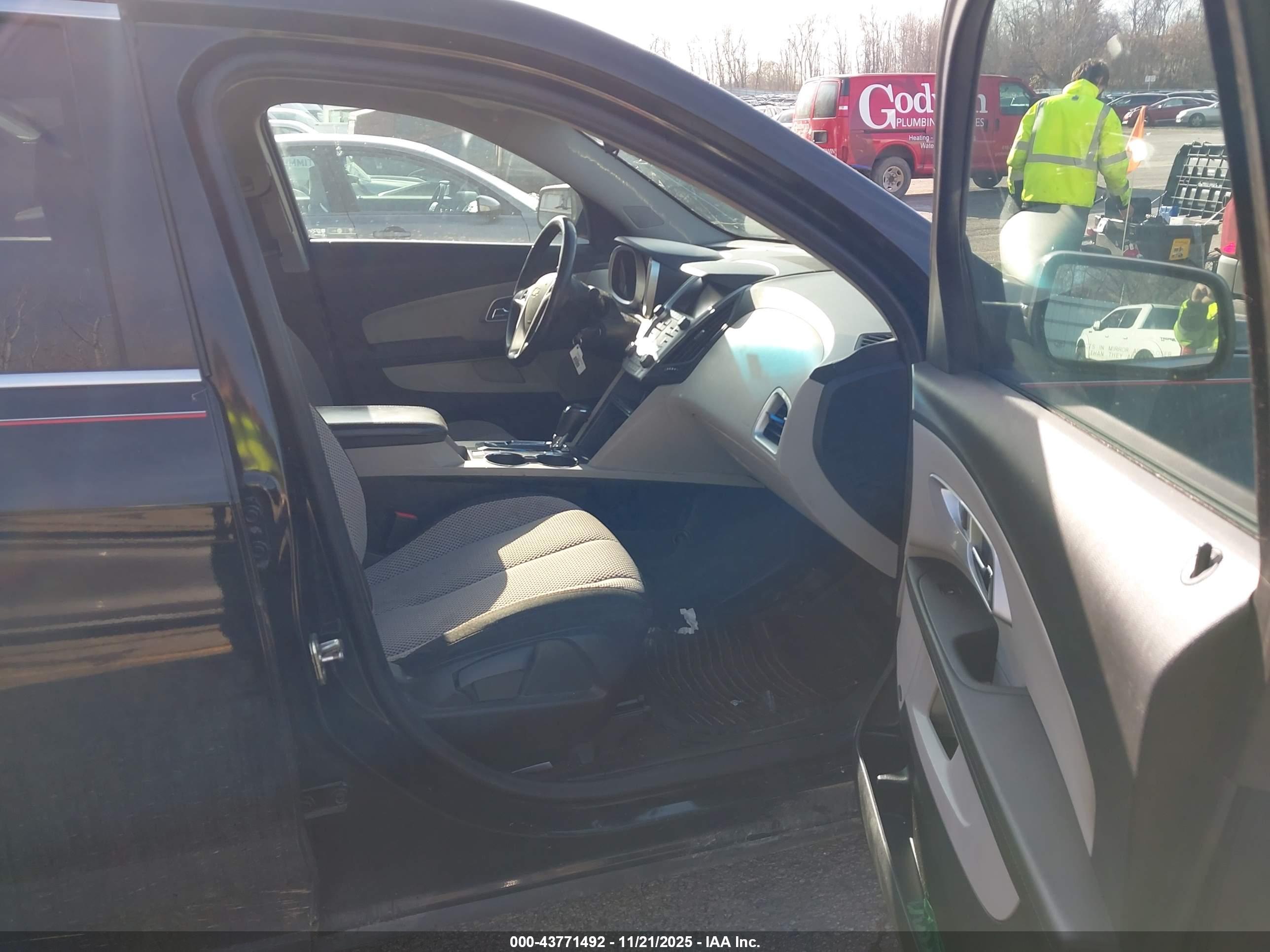 CHEVROLET EQUINOX image 5
