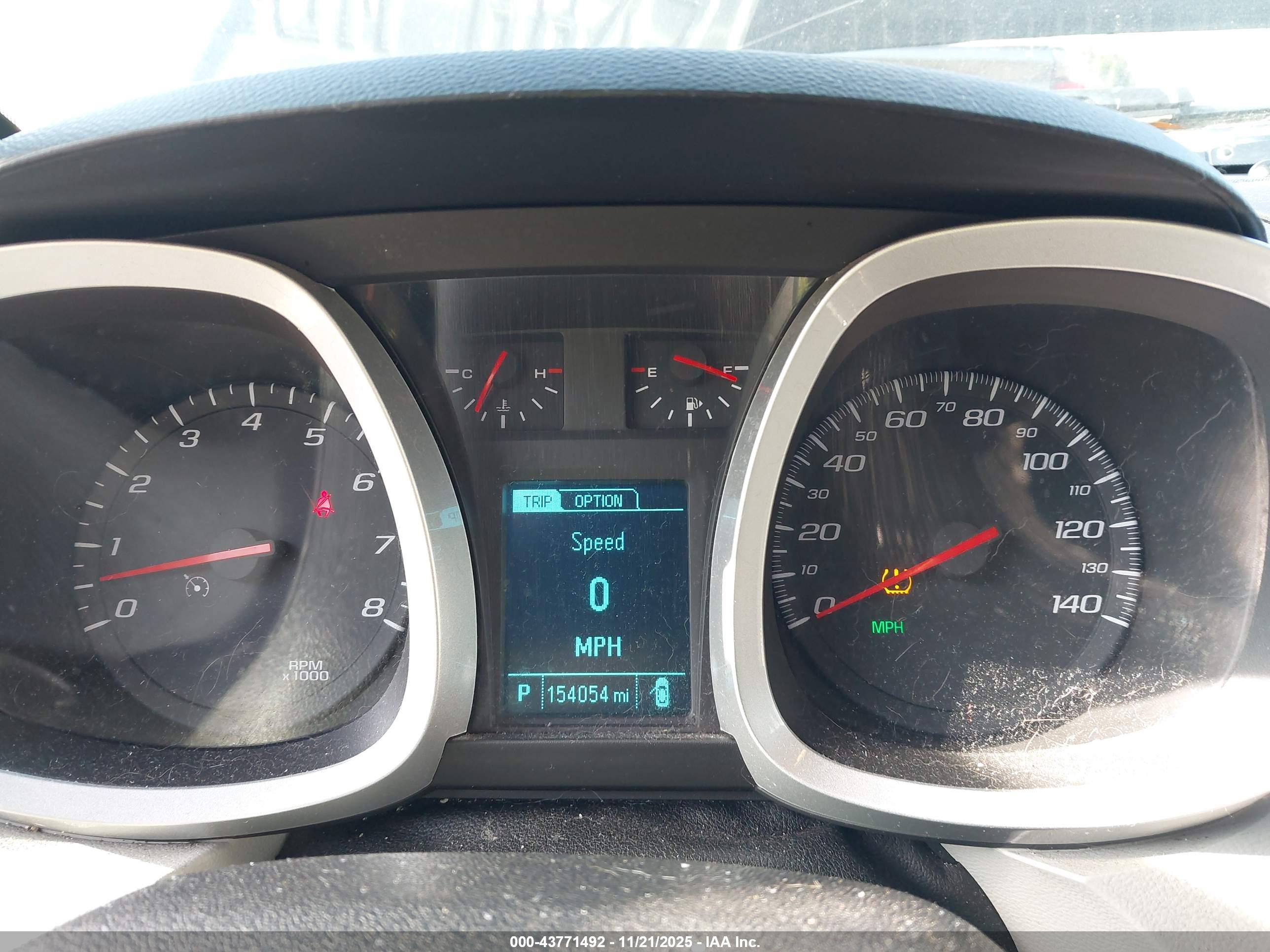 CHEVROLET EQUINOX image 7