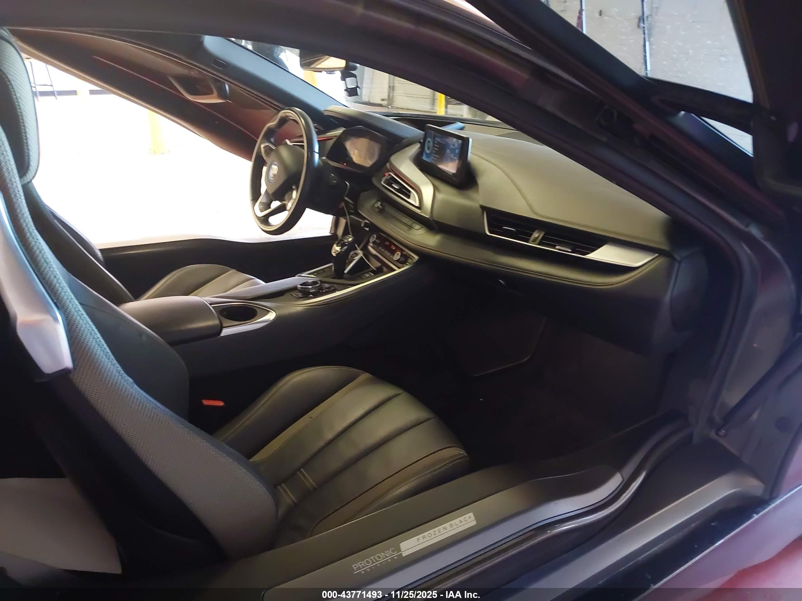BMW I8 image 5
