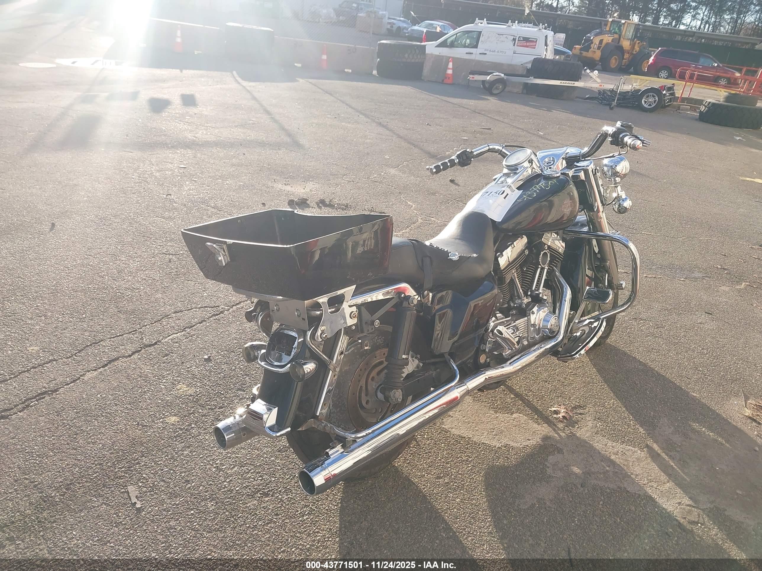 HARLEY-DAVIDSON FLHRSI image 4