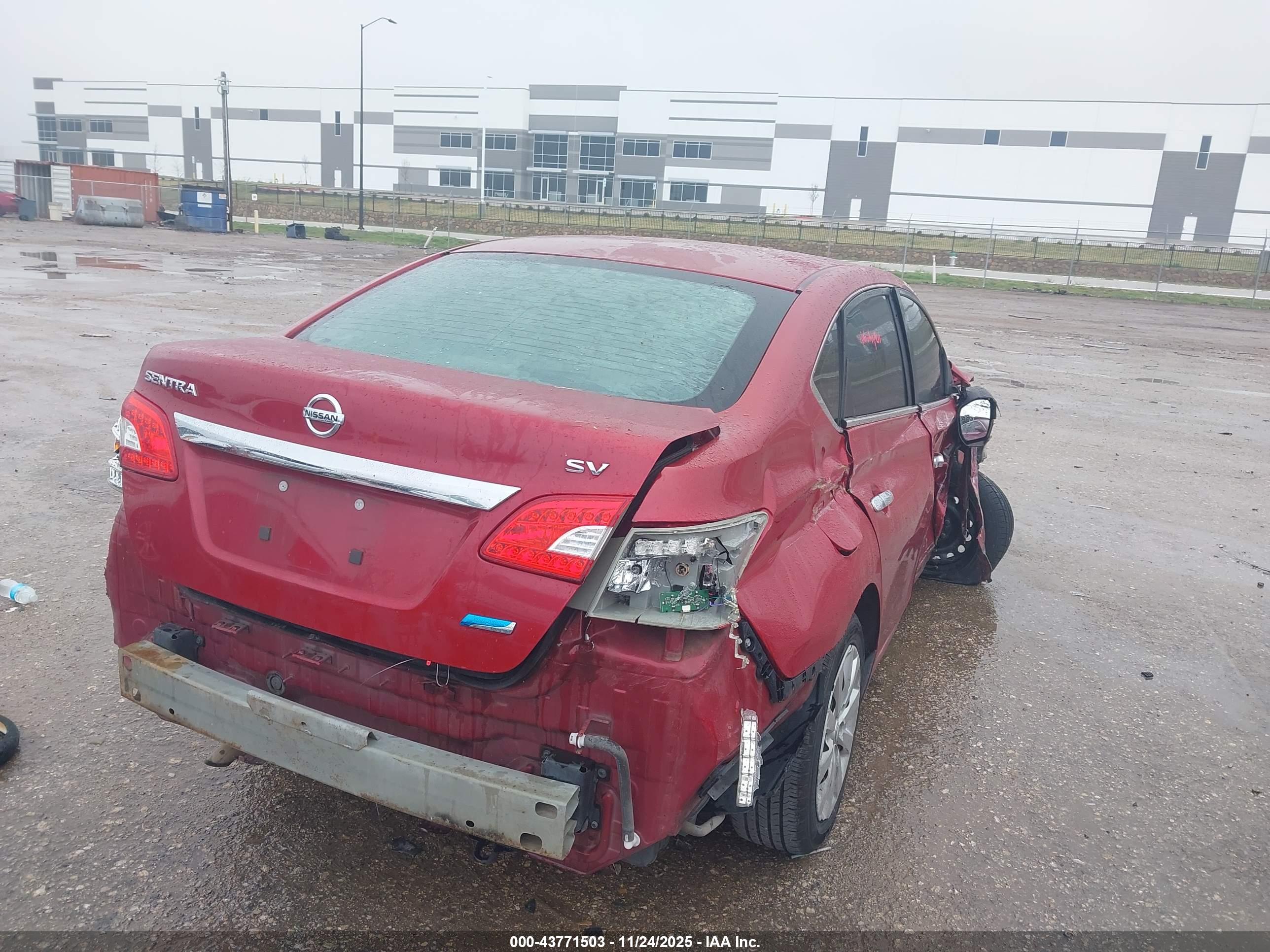 NISSAN SENTRA image 4
