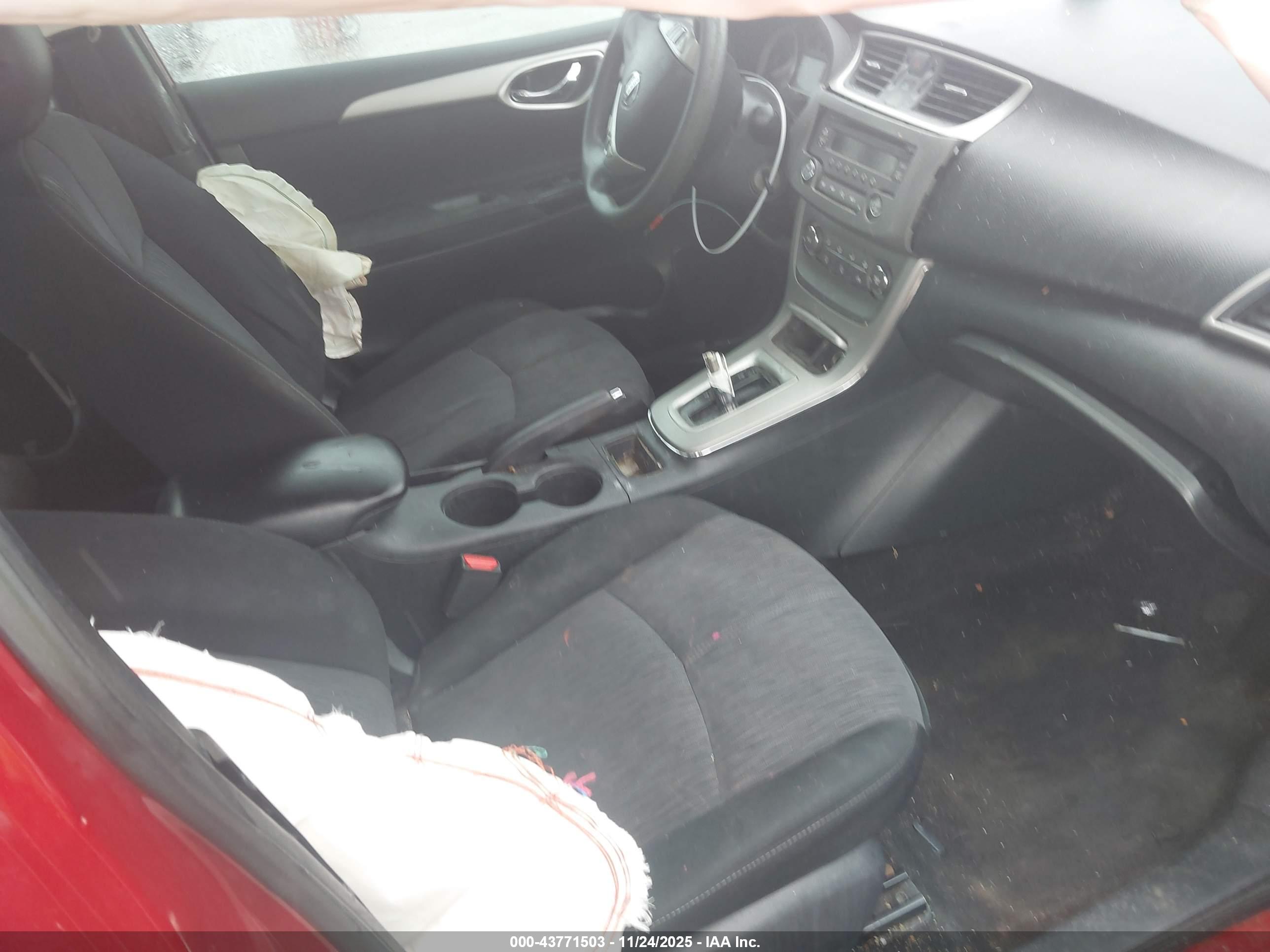 NISSAN SENTRA image 5