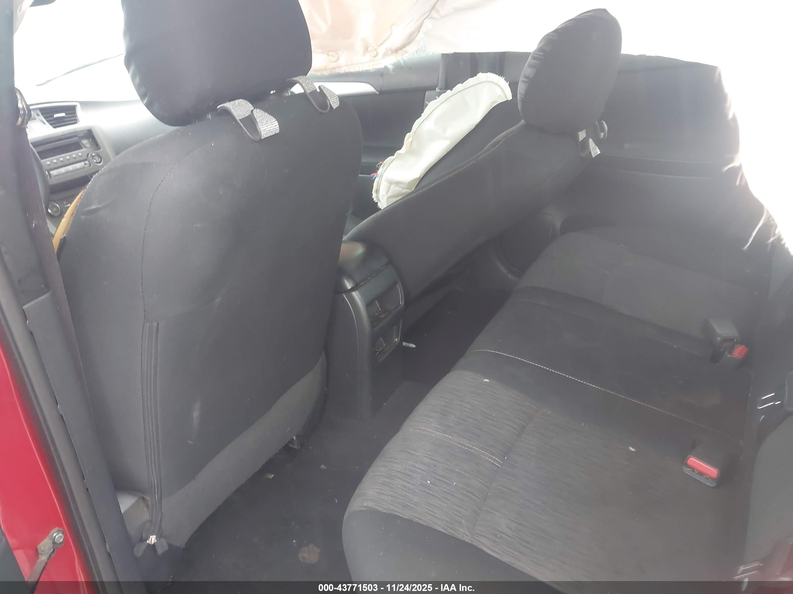 NISSAN SENTRA image 8
