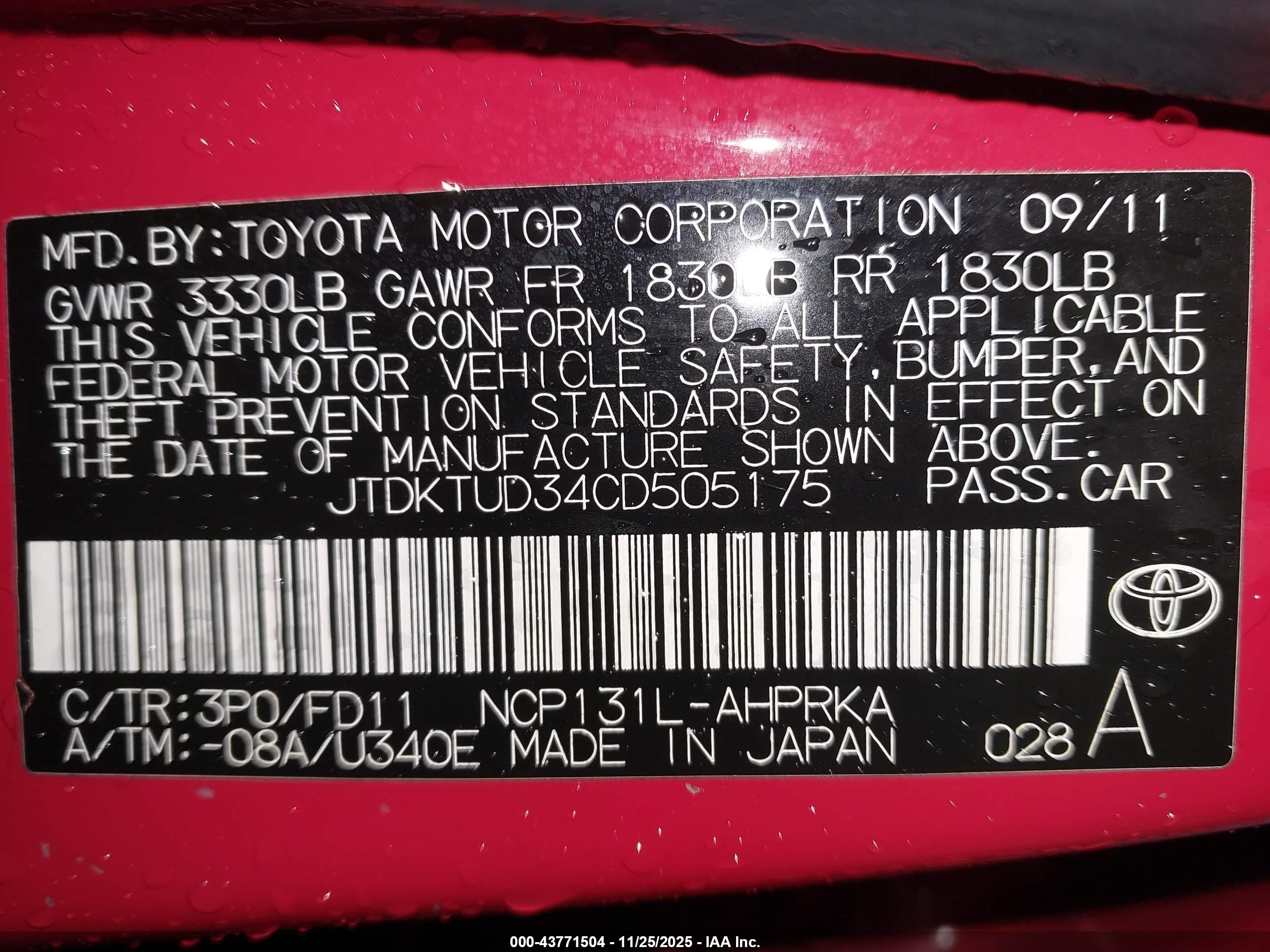 TOYOTA YARIS image 9