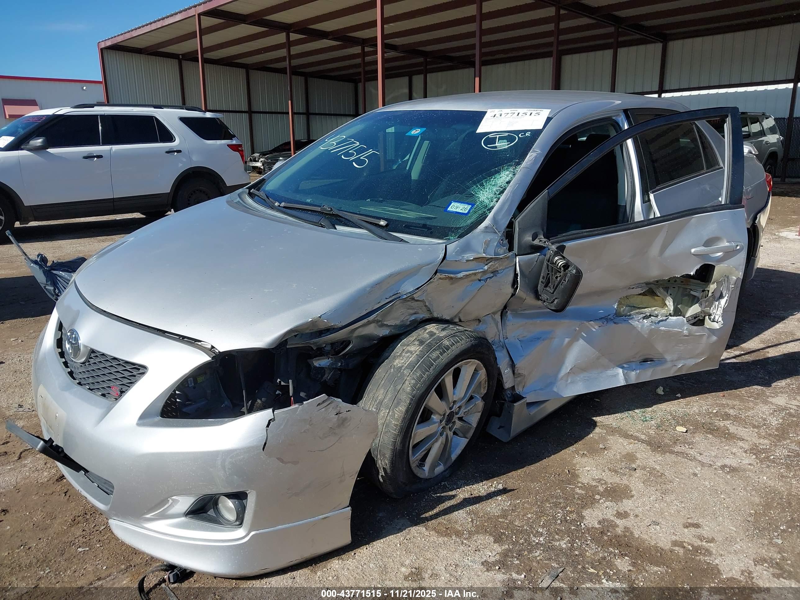 TOYOTA COROLLA image 6