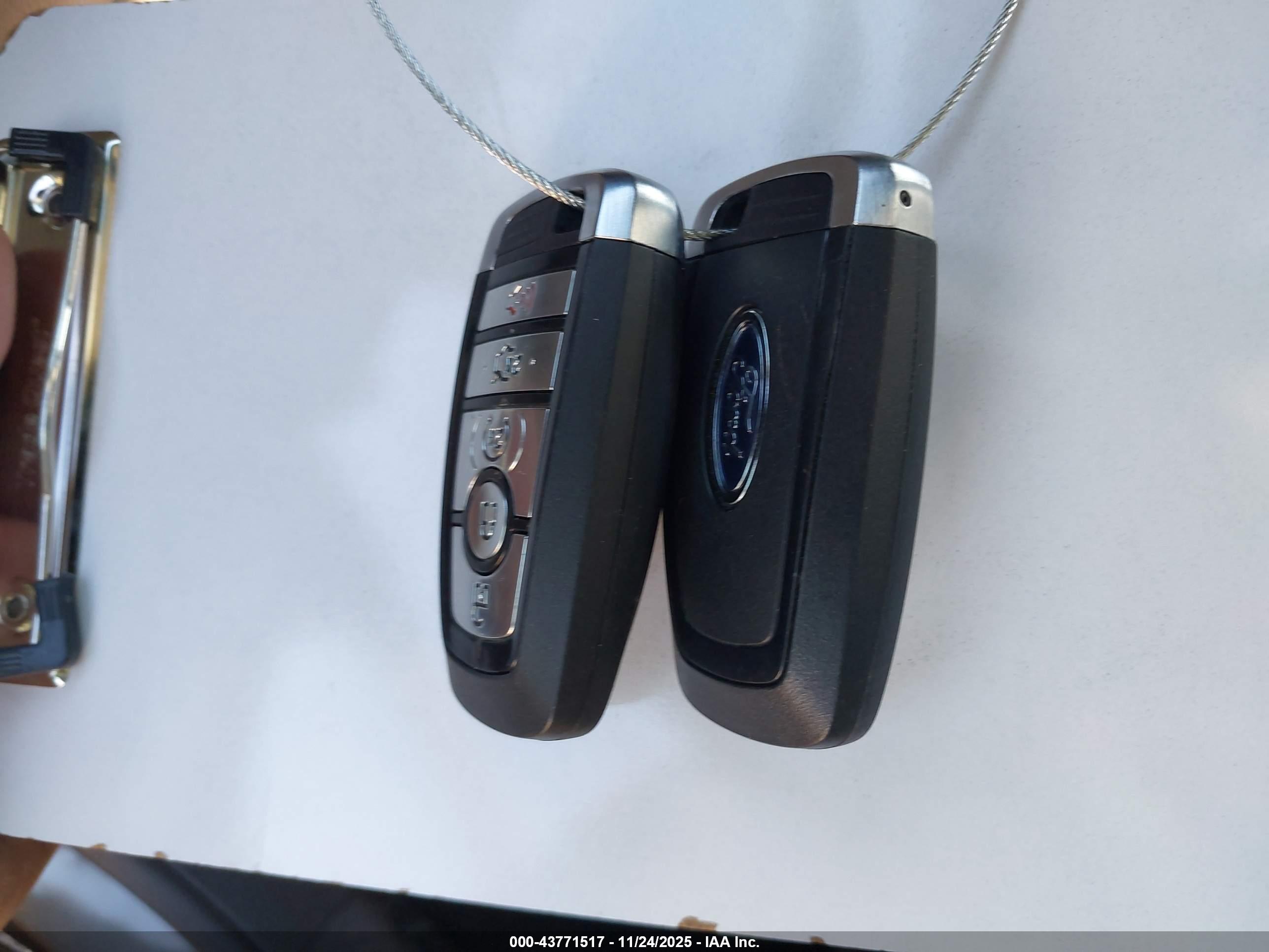 FORD EDGE image 11