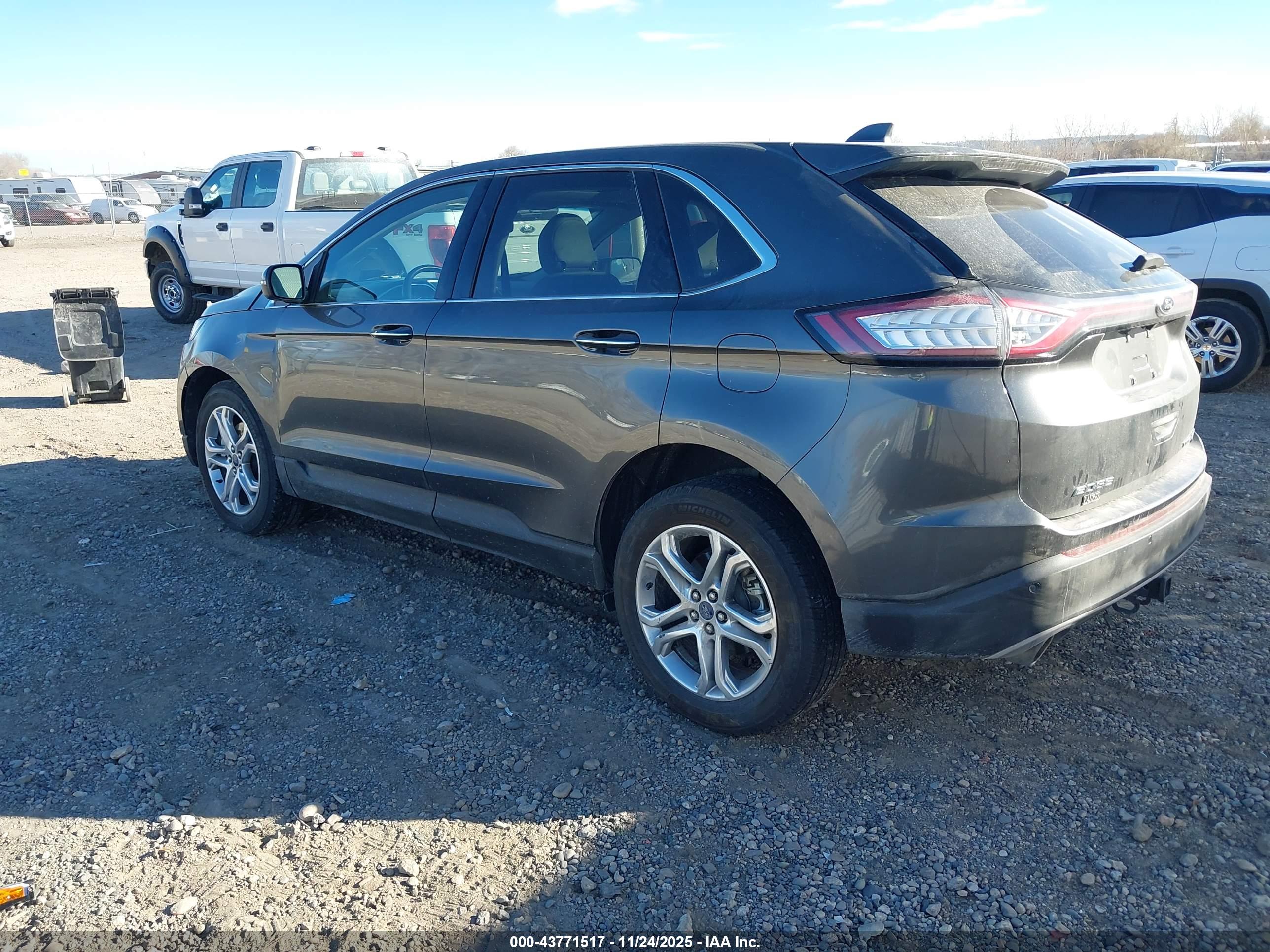 FORD EDGE image 3