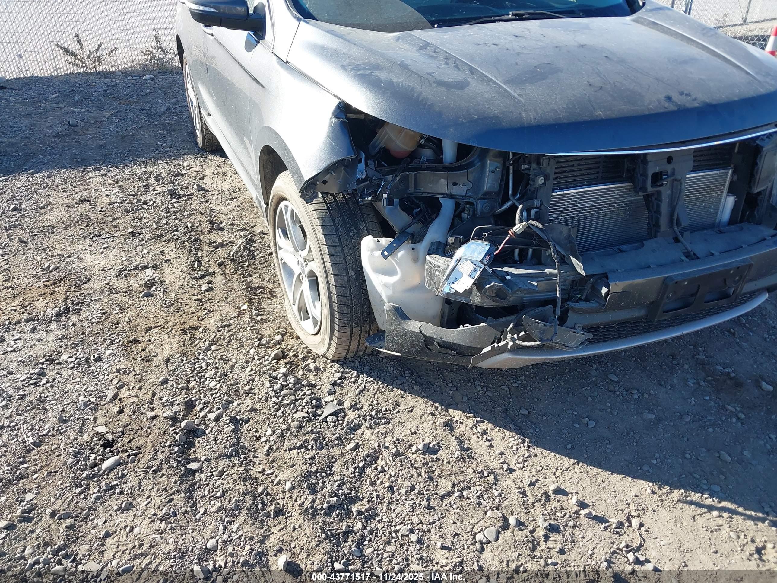 FORD EDGE image 6