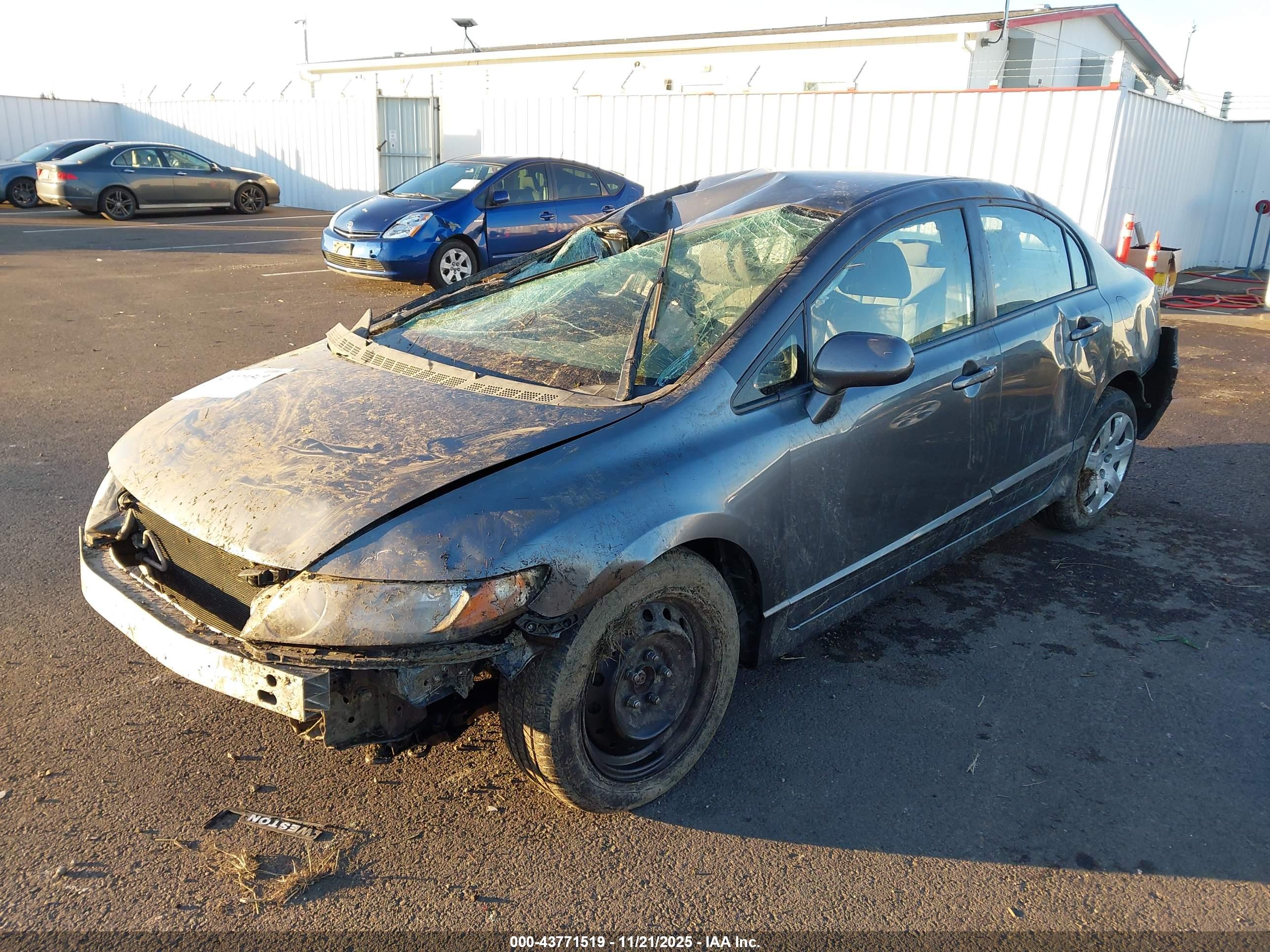 HONDA CIVIC image 2