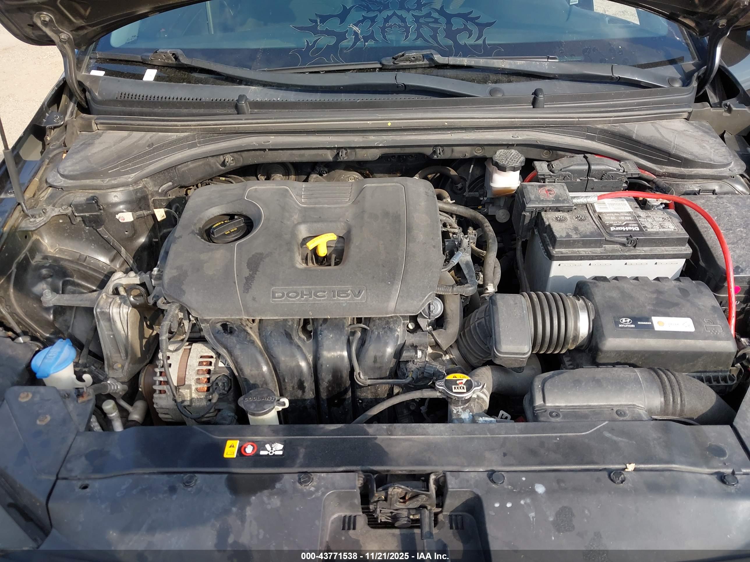 HYUNDAI ELANTRA image 10