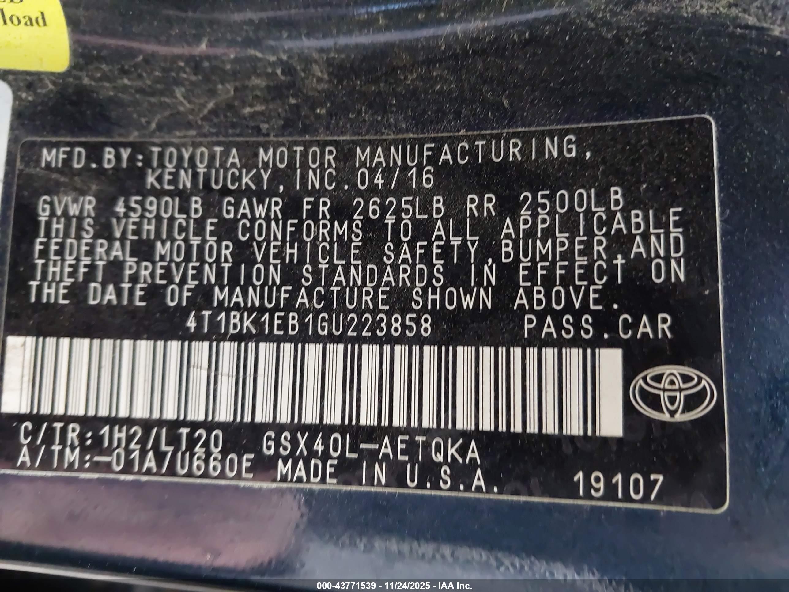 TOYOTA AVALON image 9