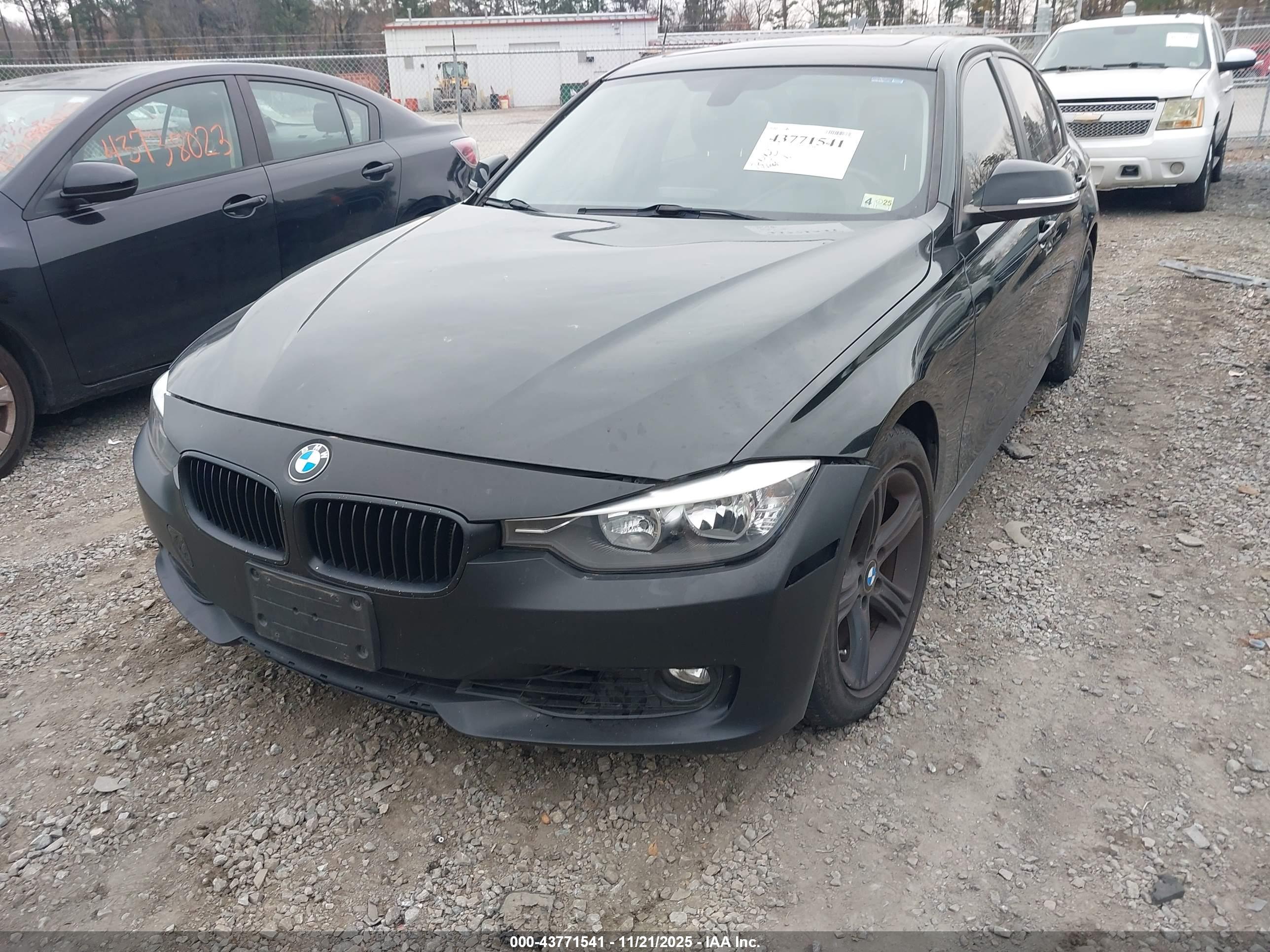 BMW 328I image 6