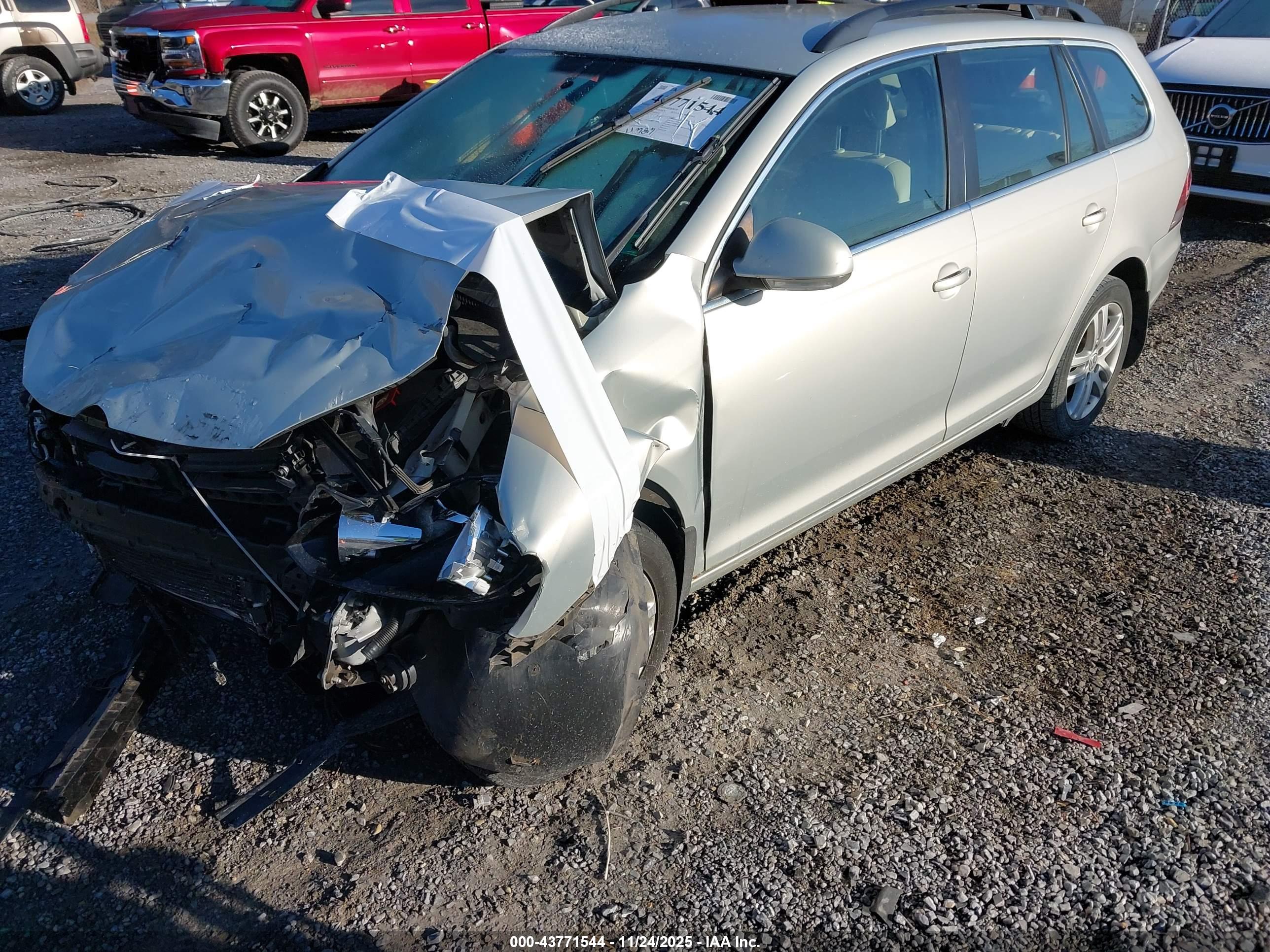 VOLKSWAGEN JETTA image 2