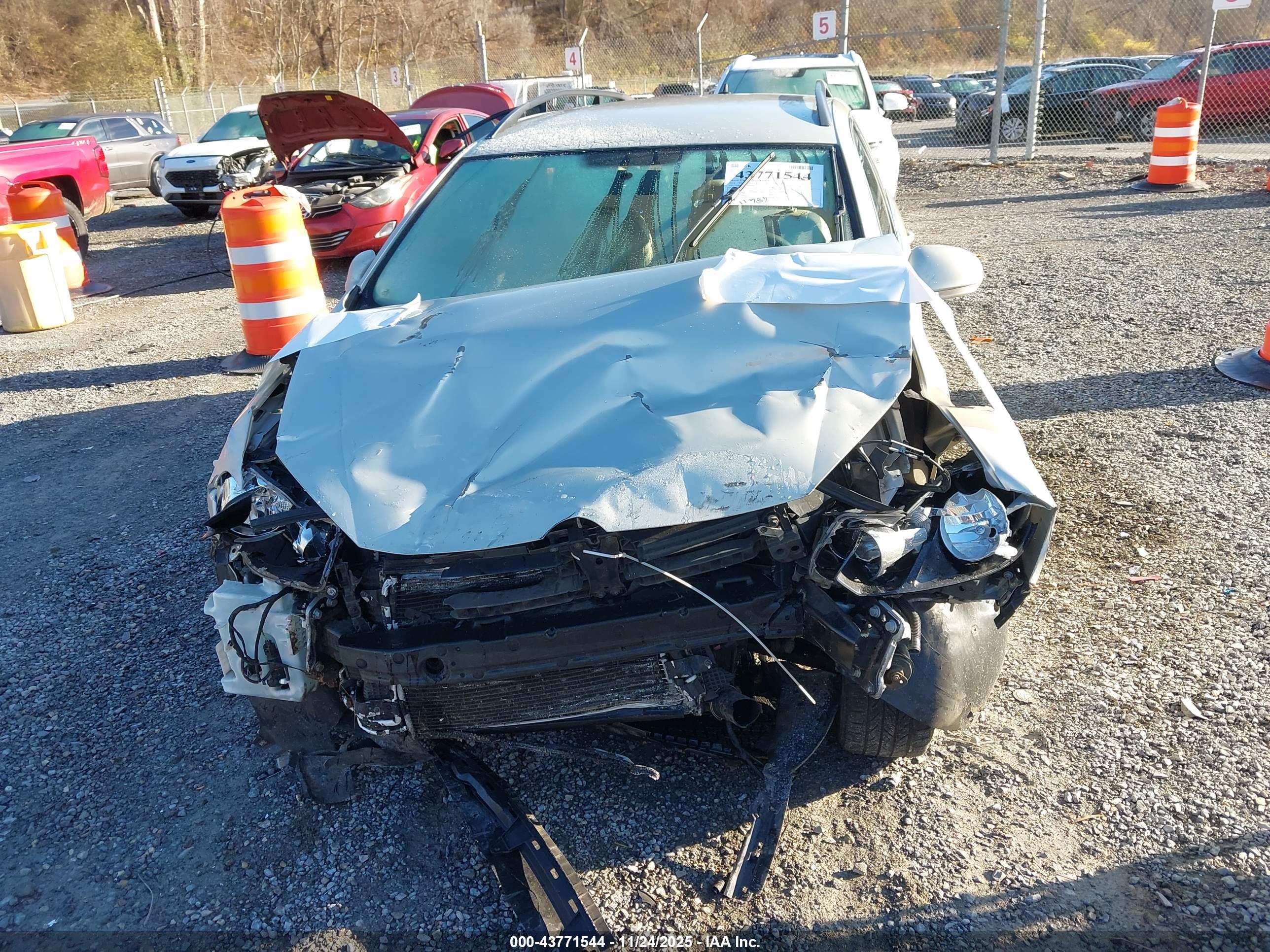 VOLKSWAGEN JETTA image 6
