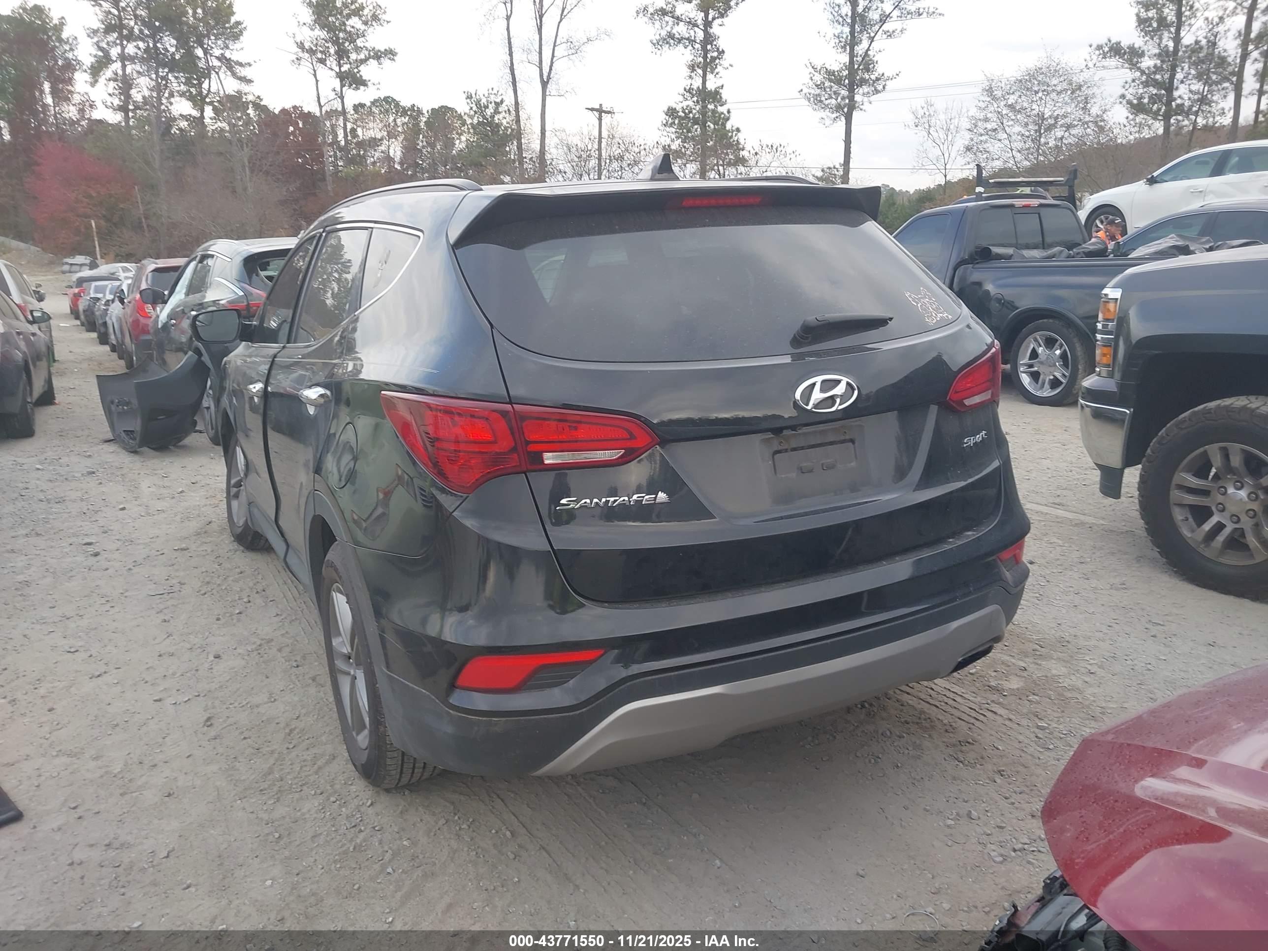 HYUNDAI SANTA image 3