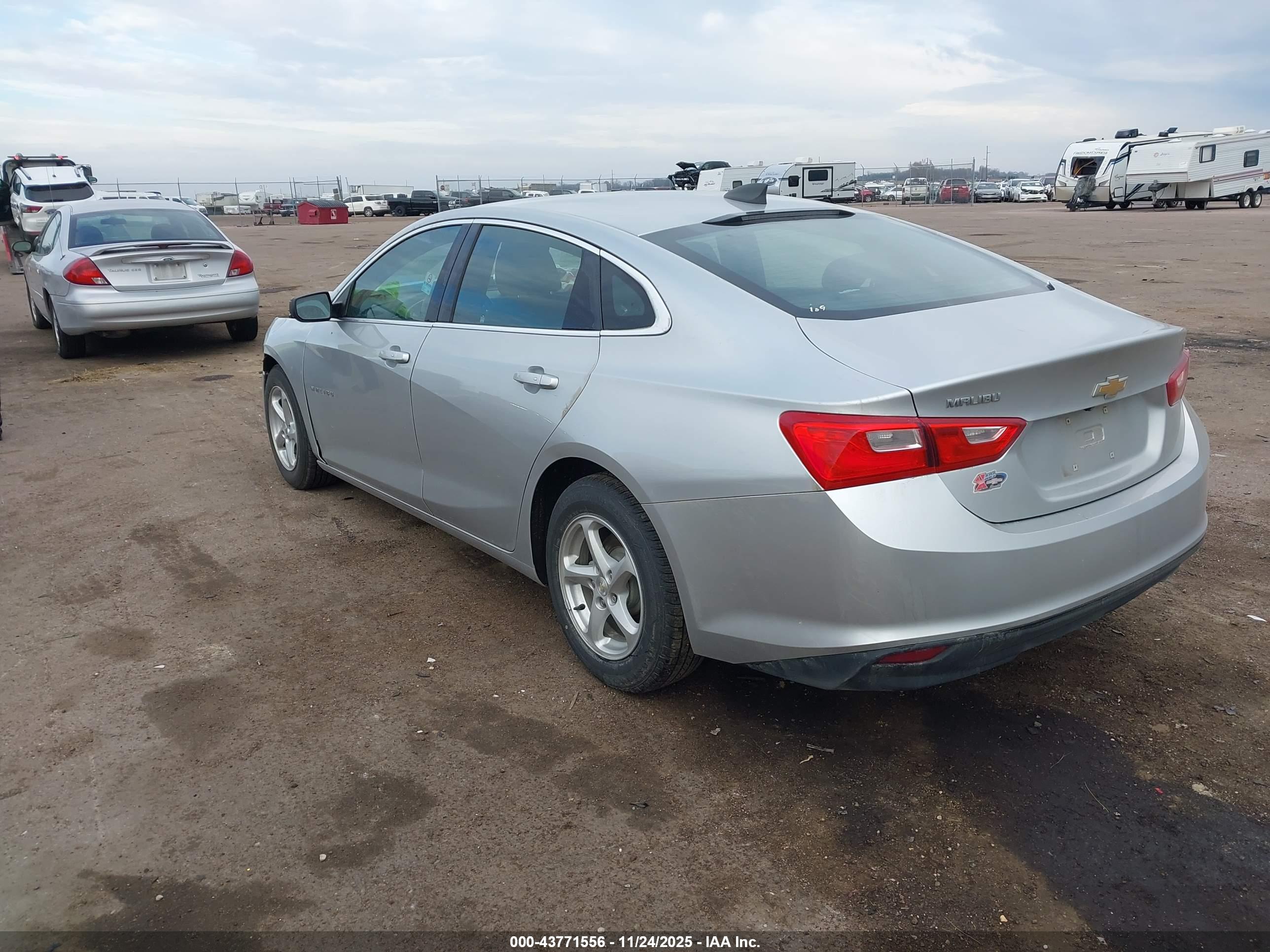 CHEVROLET MALIBU image 3