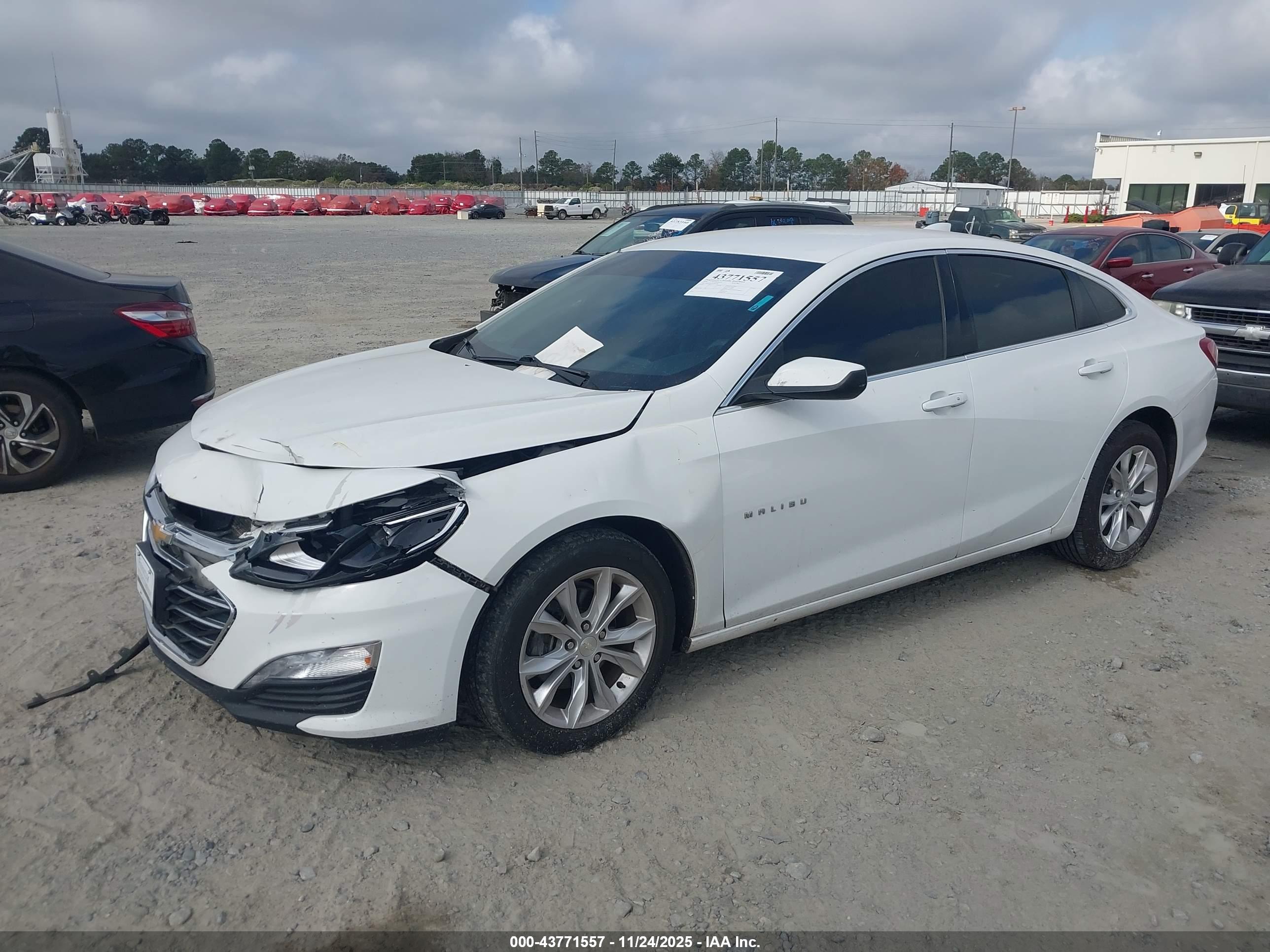 CHEVROLET MALIBU image 2