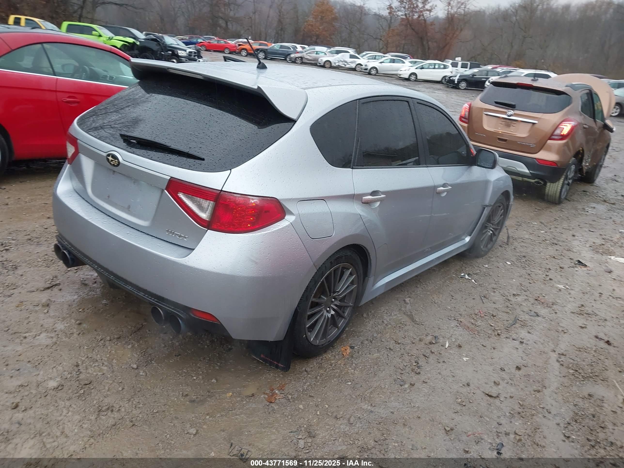 SUBARU IMPREZA image 4
