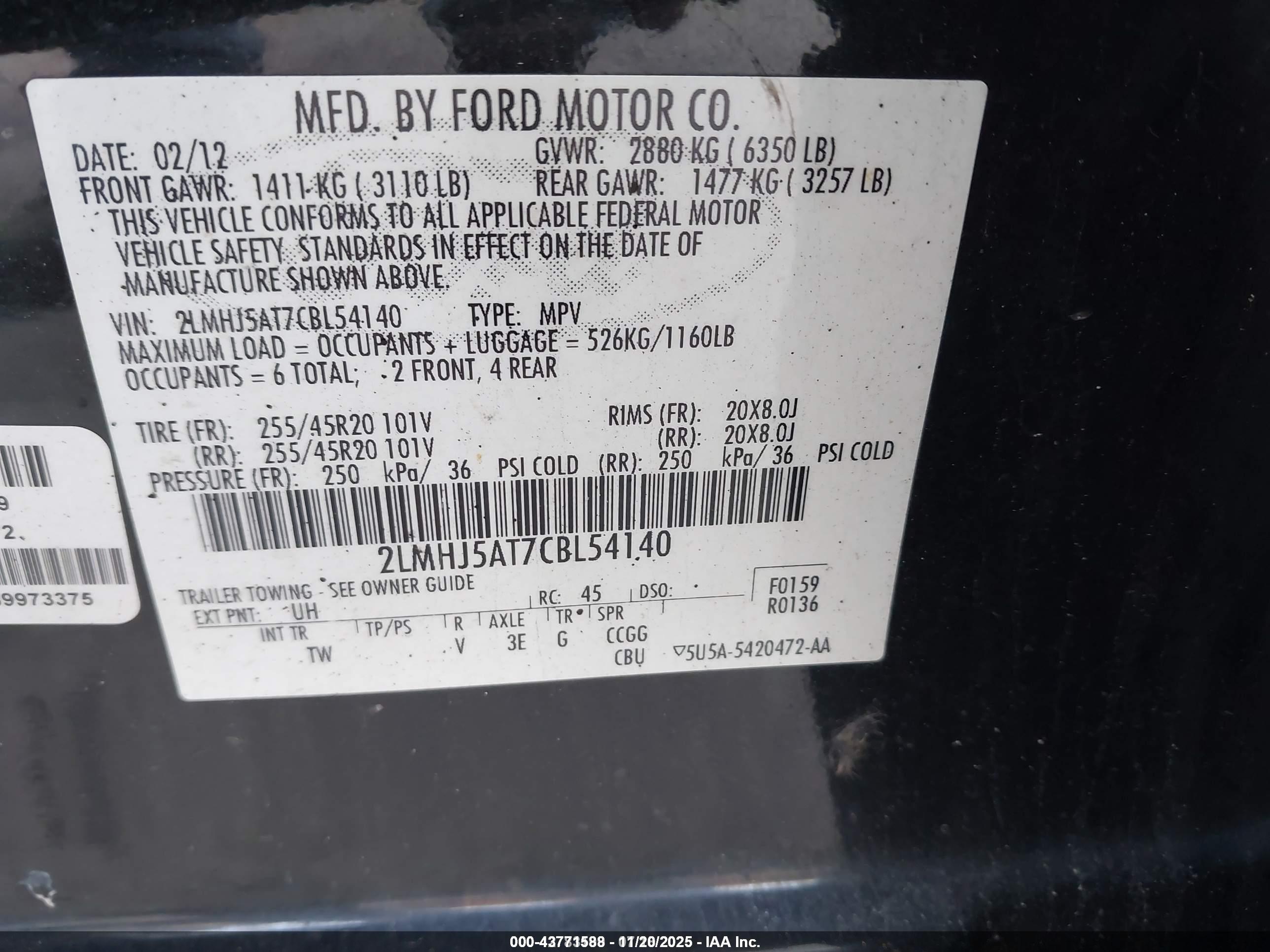 LINCOLN MKT image 9