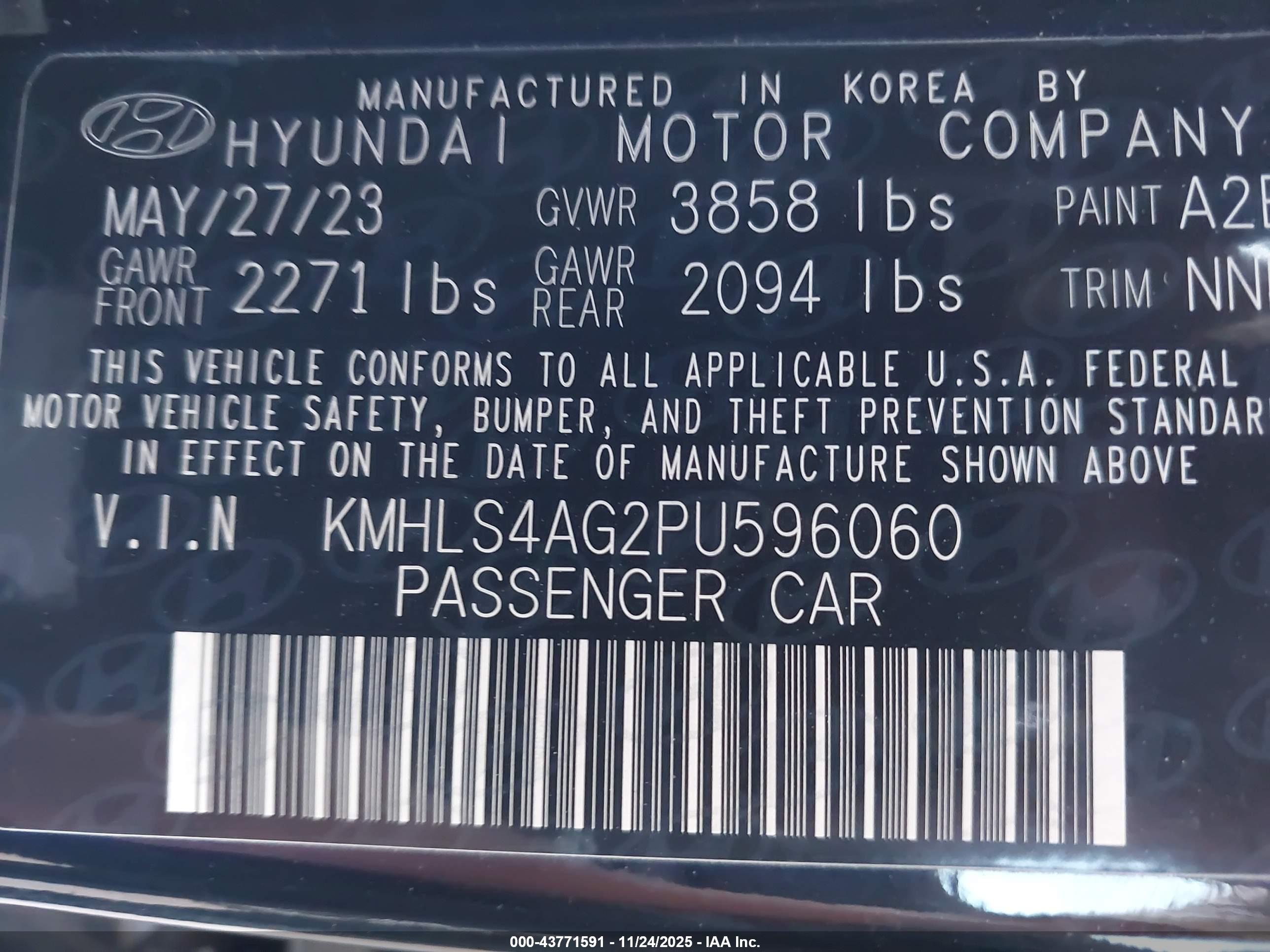 HYUNDAI ELANTRA image 9