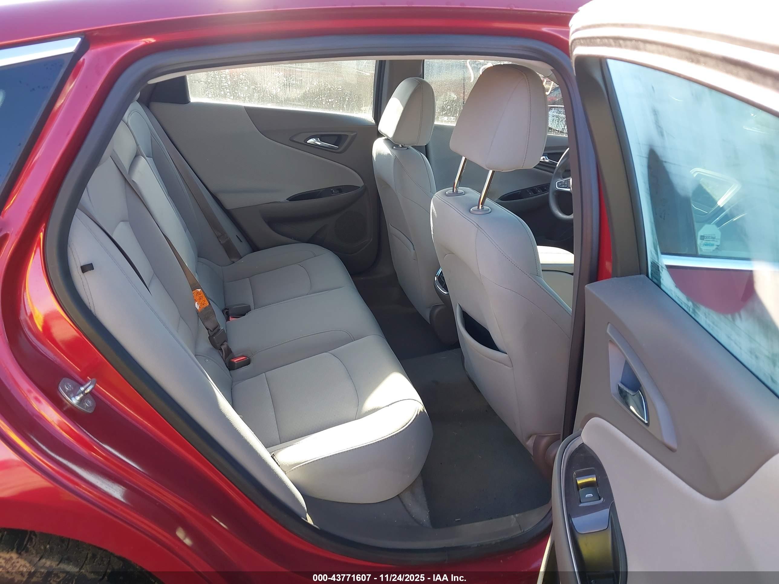 CHEVROLET MALIBU image 8