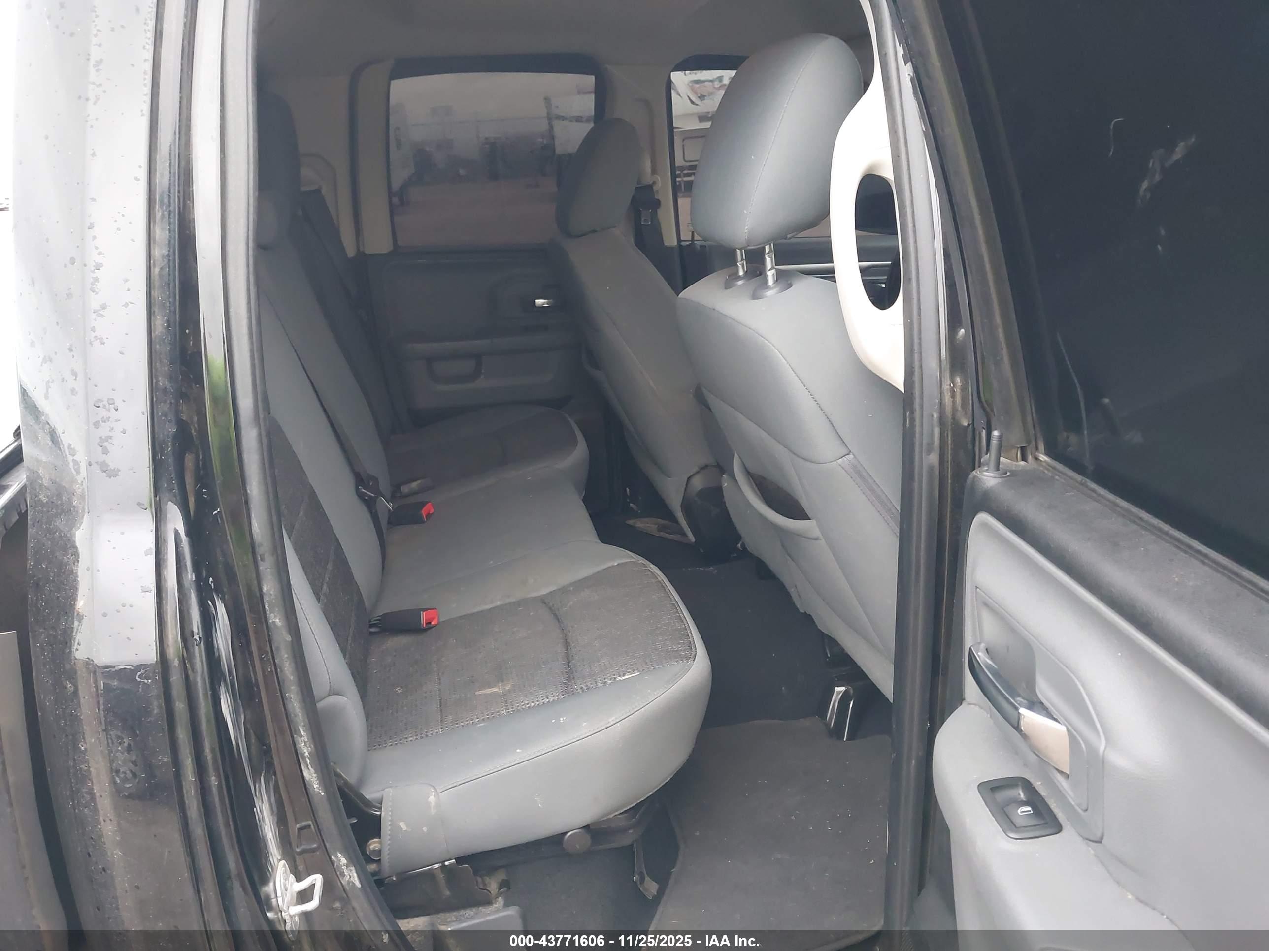 RAM 1500 image 8