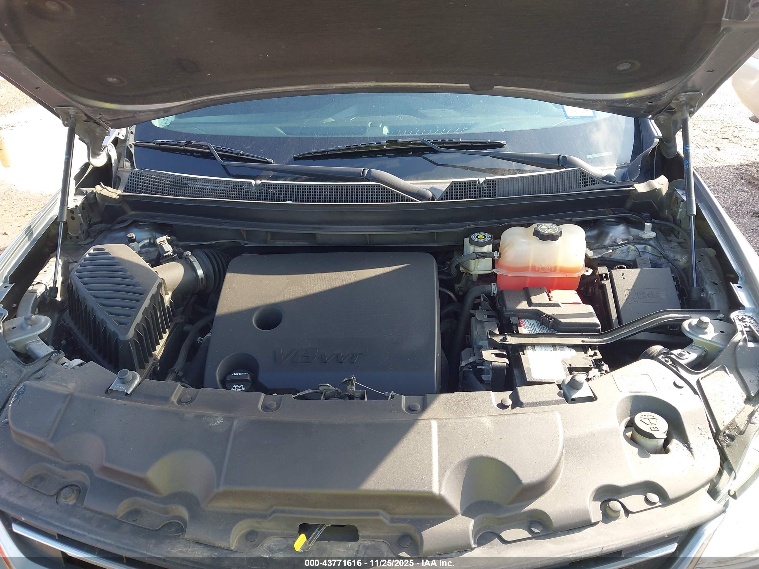 CHEVROLET TRAVERSE image 10