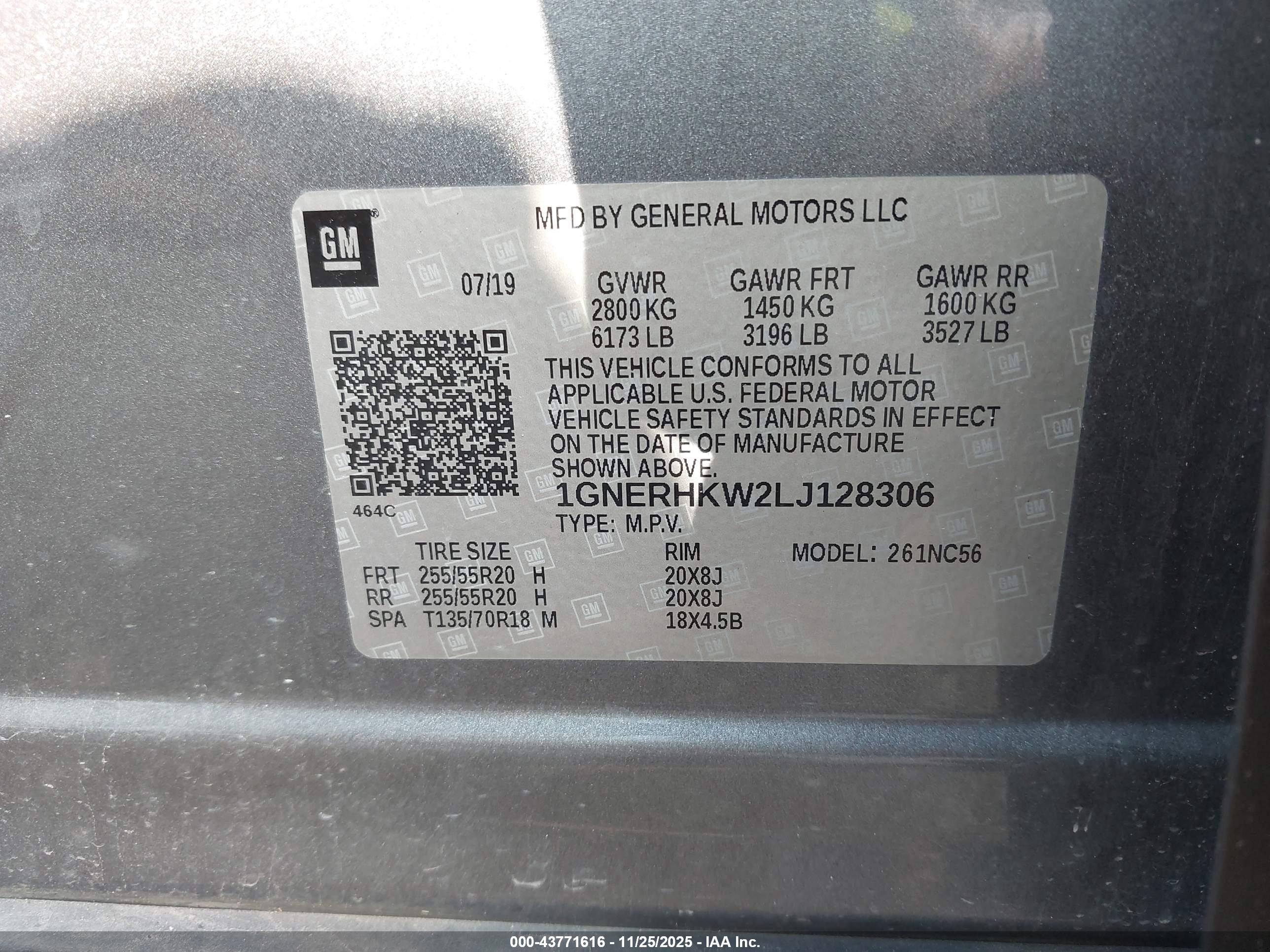 CHEVROLET TRAVERSE image 9