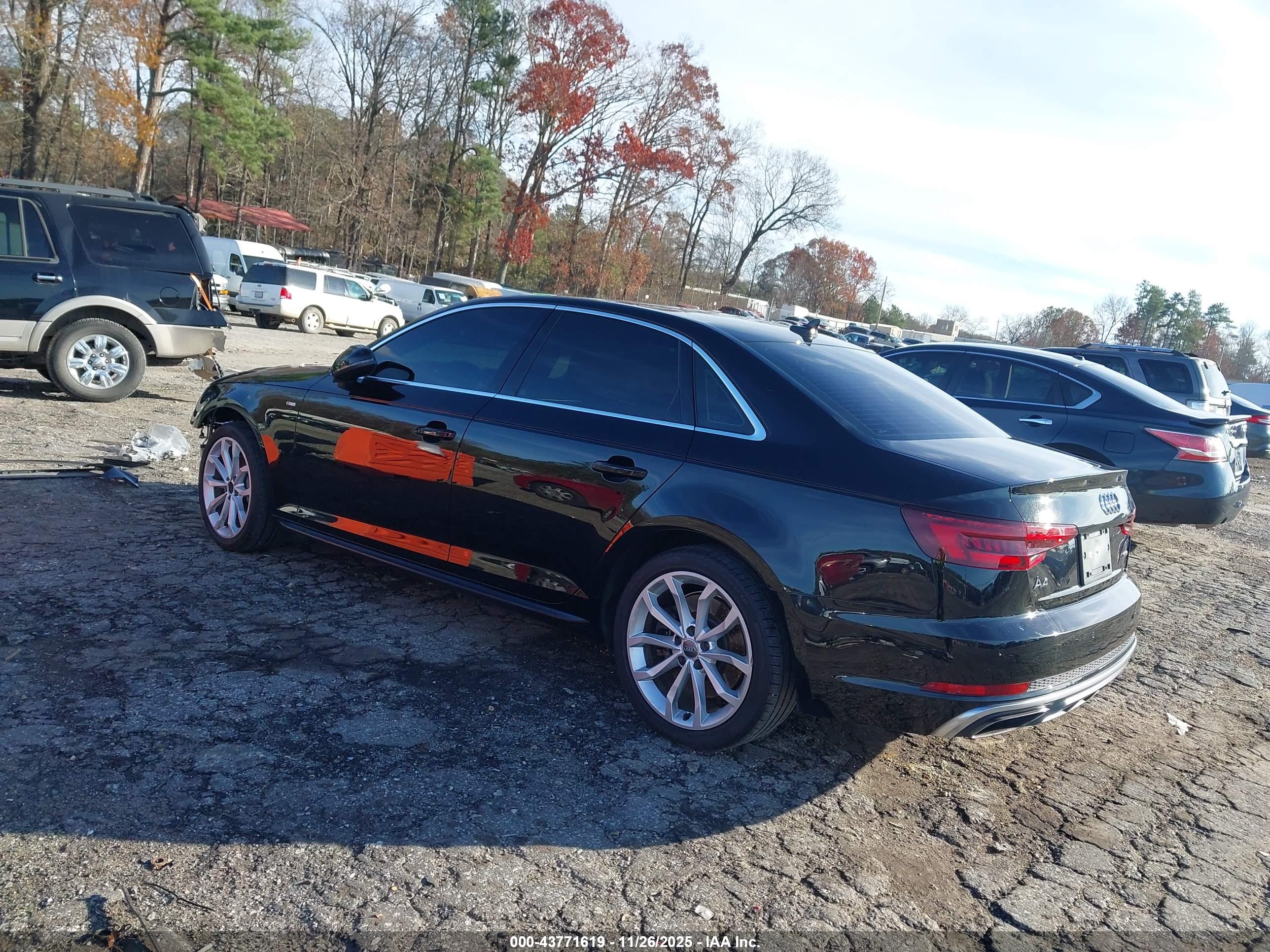 AUDI A4 image 3