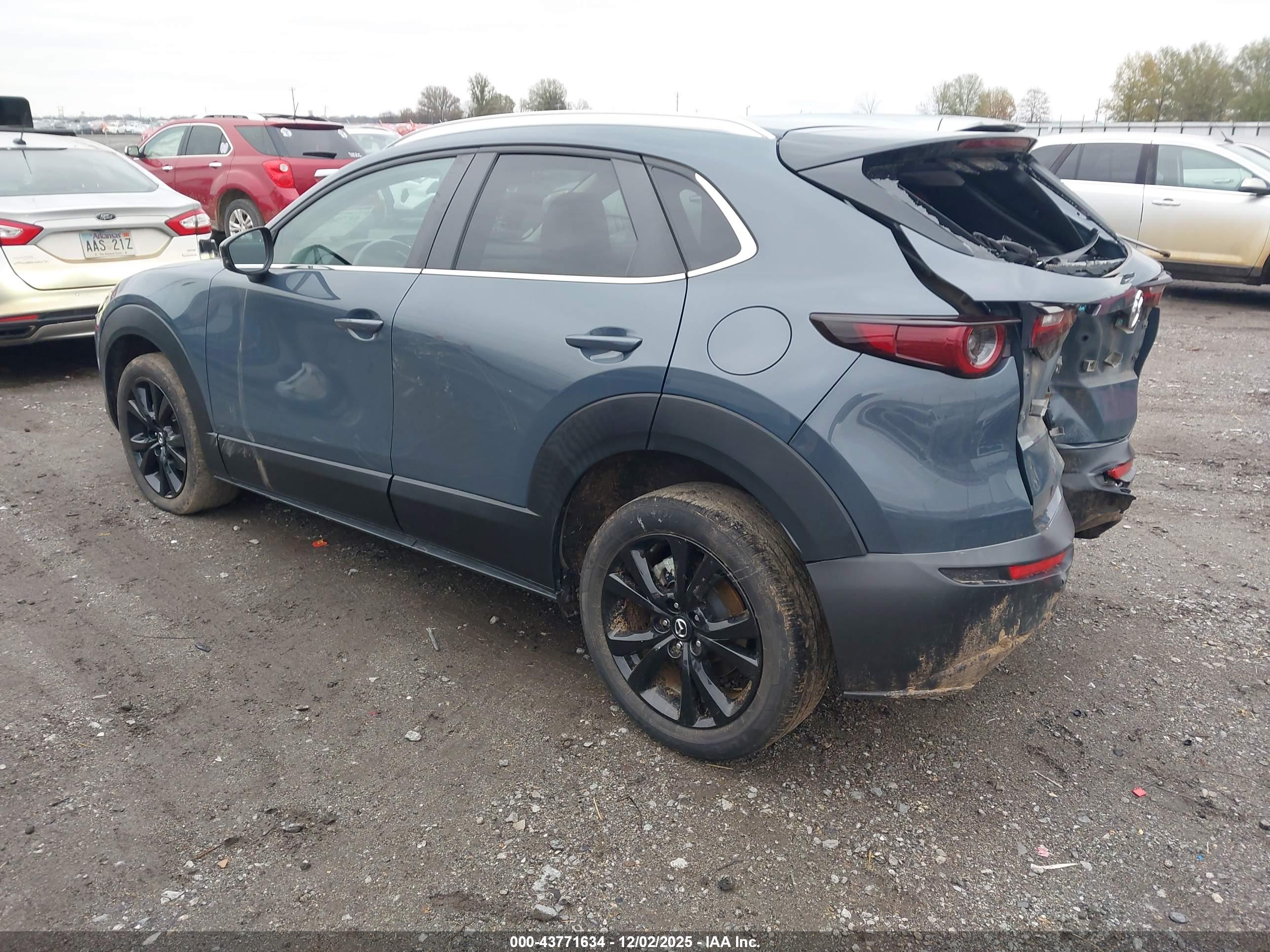 MAZDA CX-30 image 3