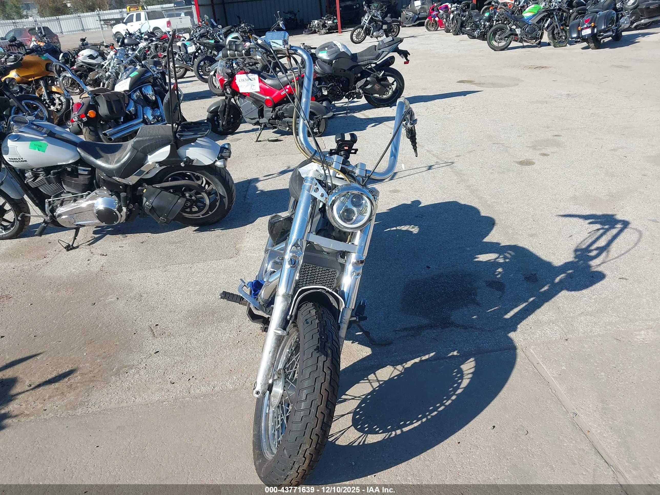 HONDA VT750 image 5