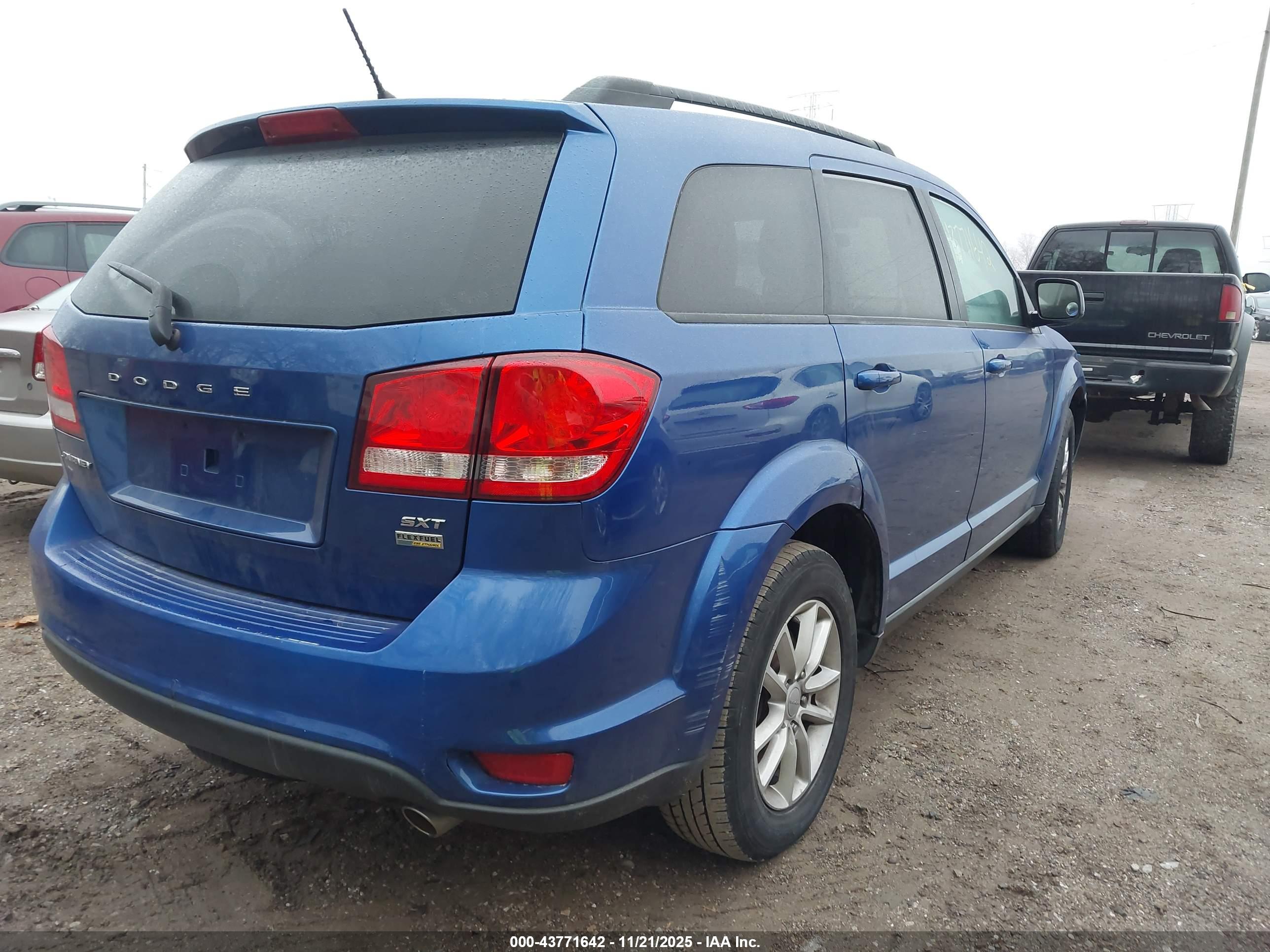 DODGE JOURNEY image 4