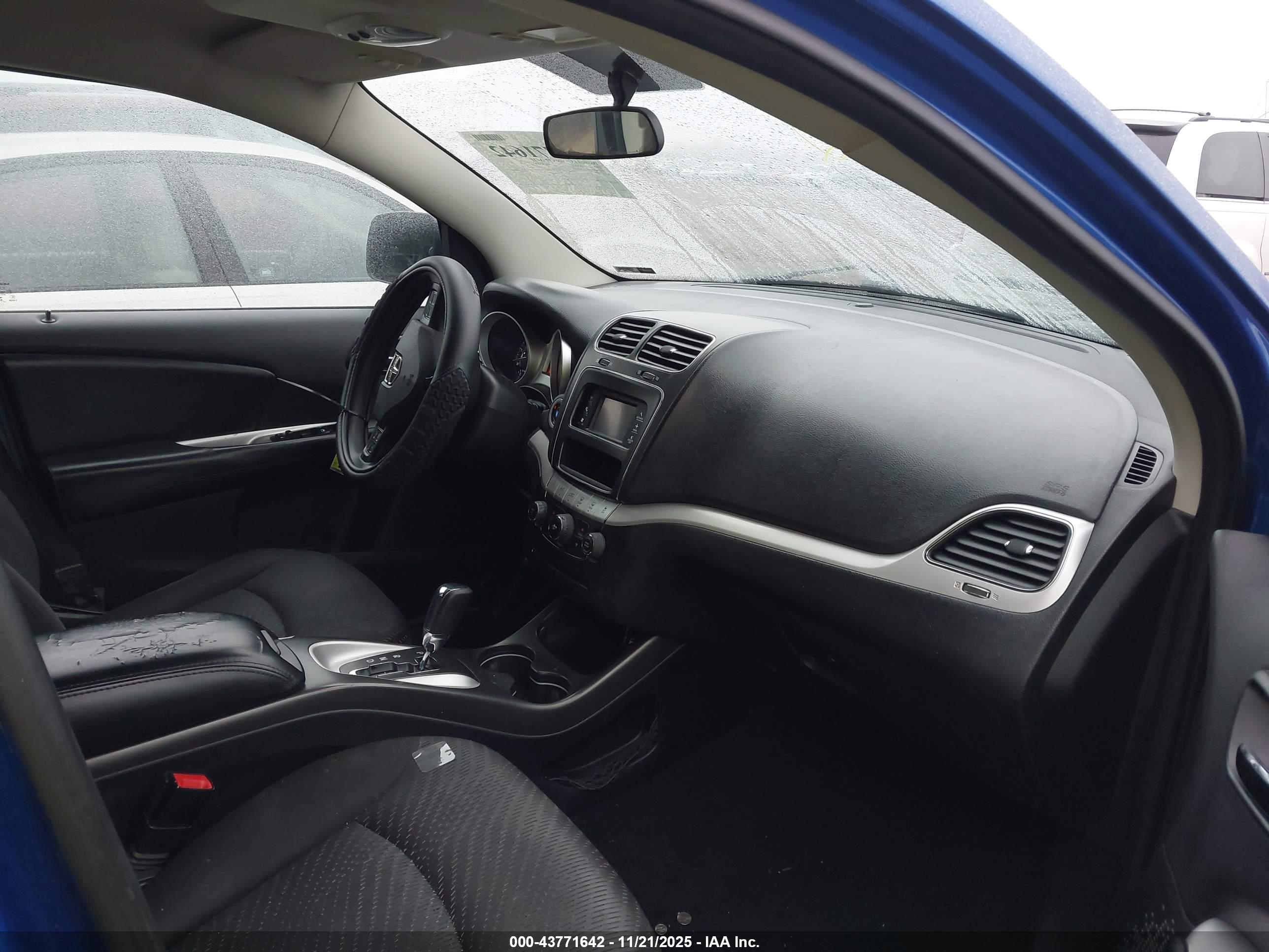 DODGE JOURNEY image 5