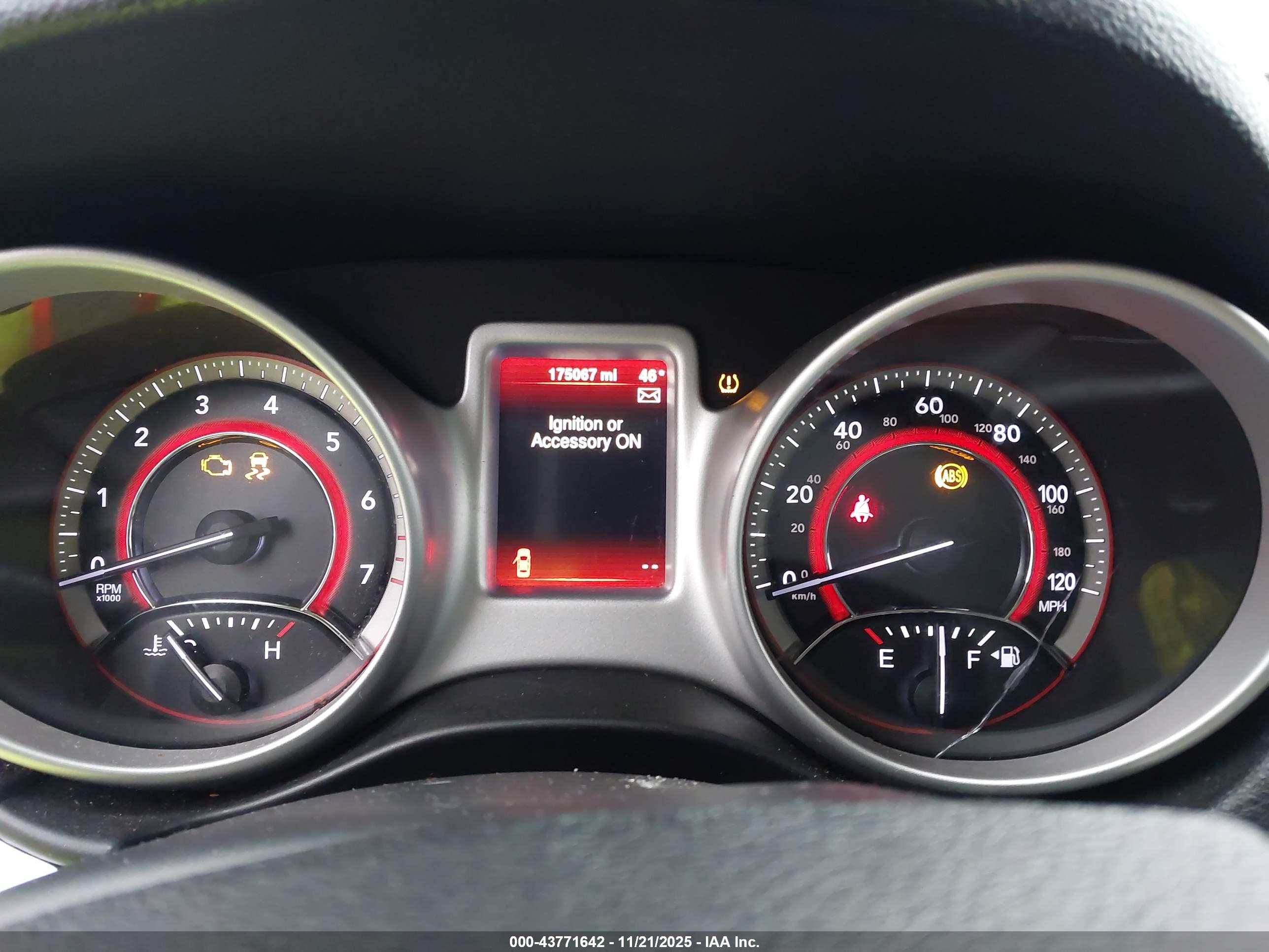 DODGE JOURNEY image 7
