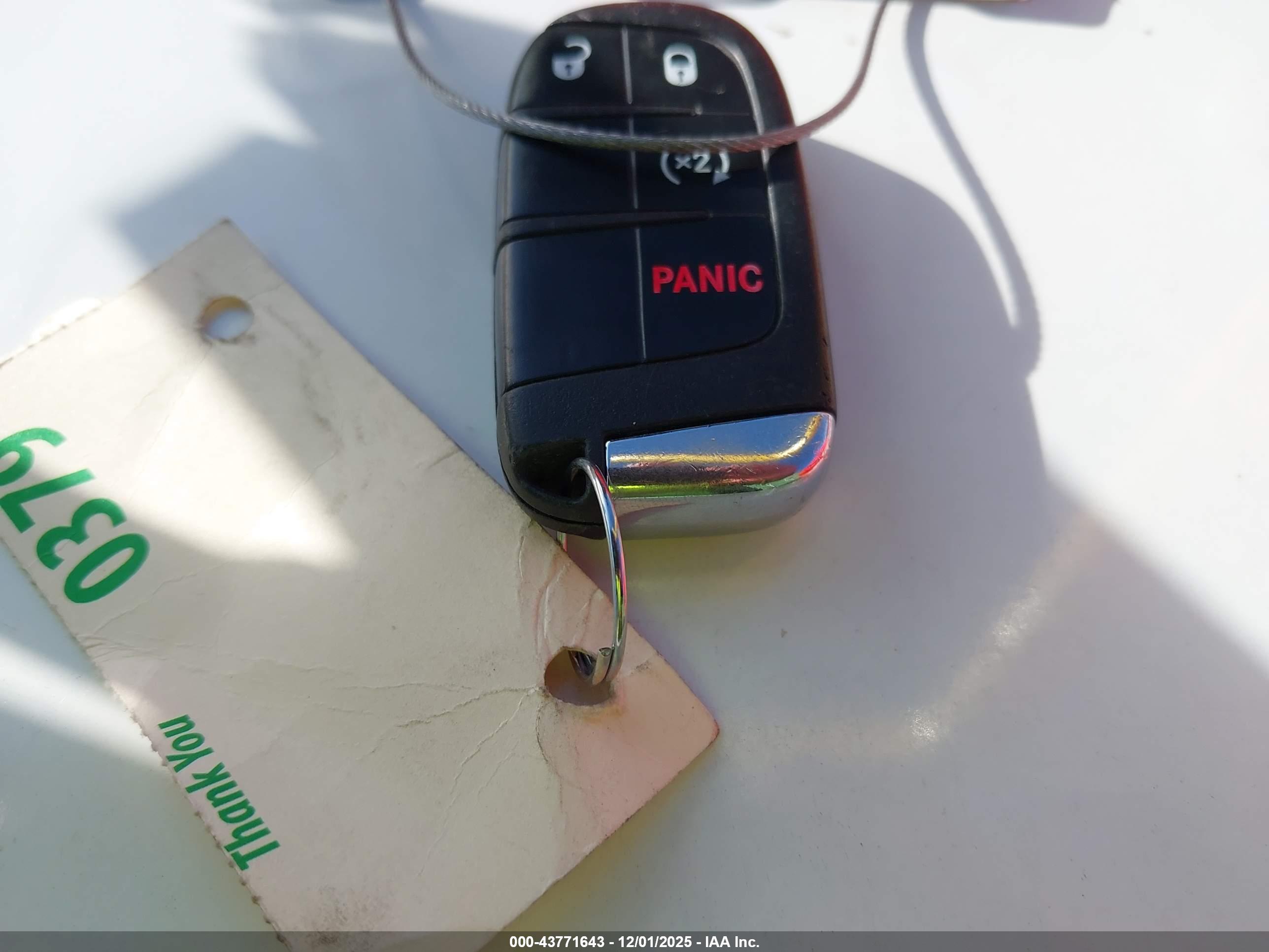 JEEP RENEGADE image 11