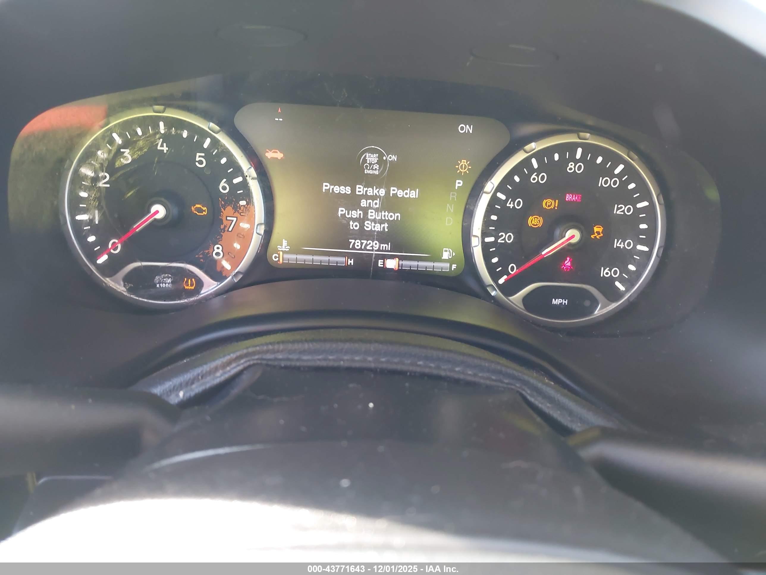 JEEP RENEGADE image 7