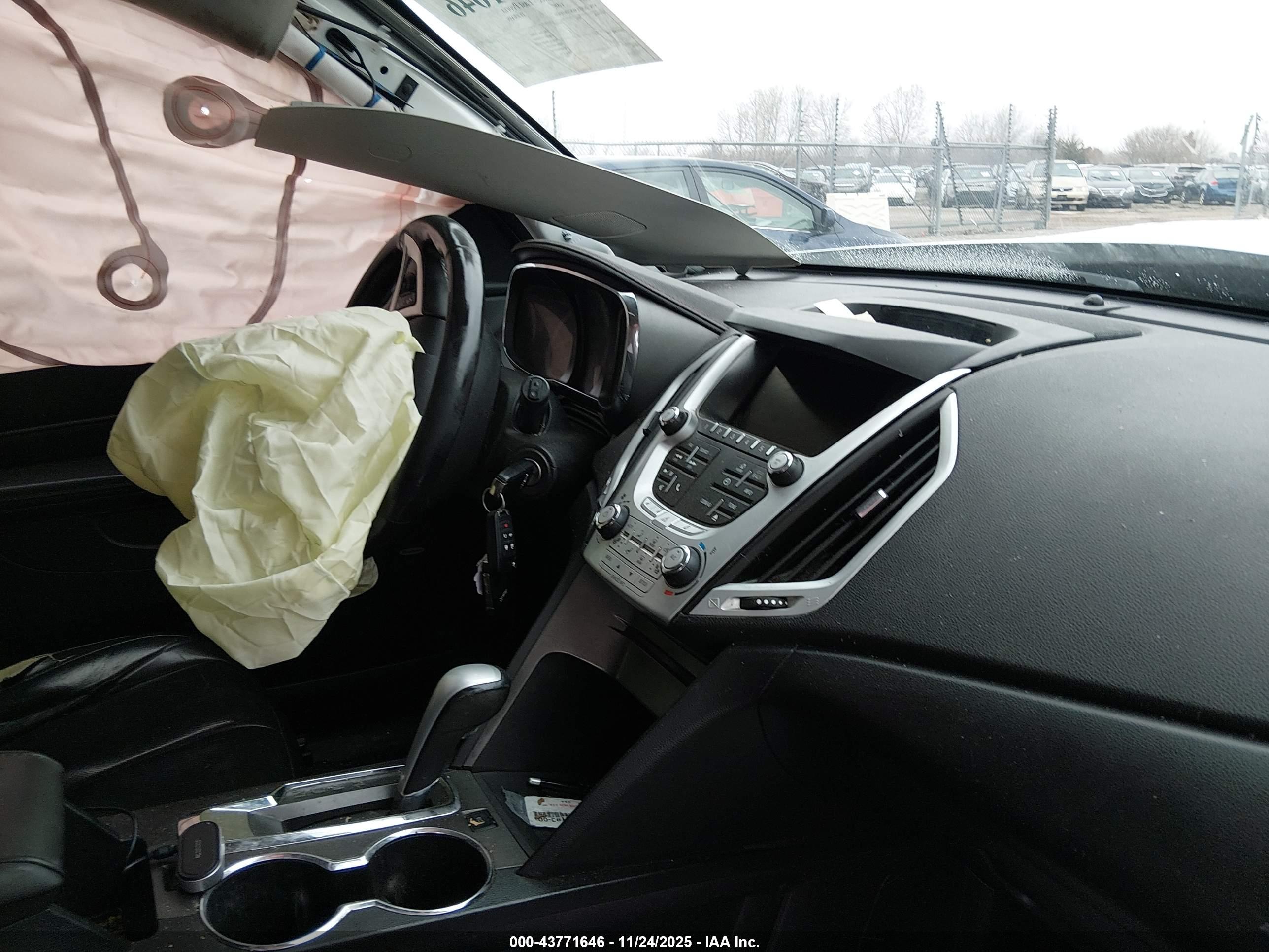 GMC TERRAIN image 5