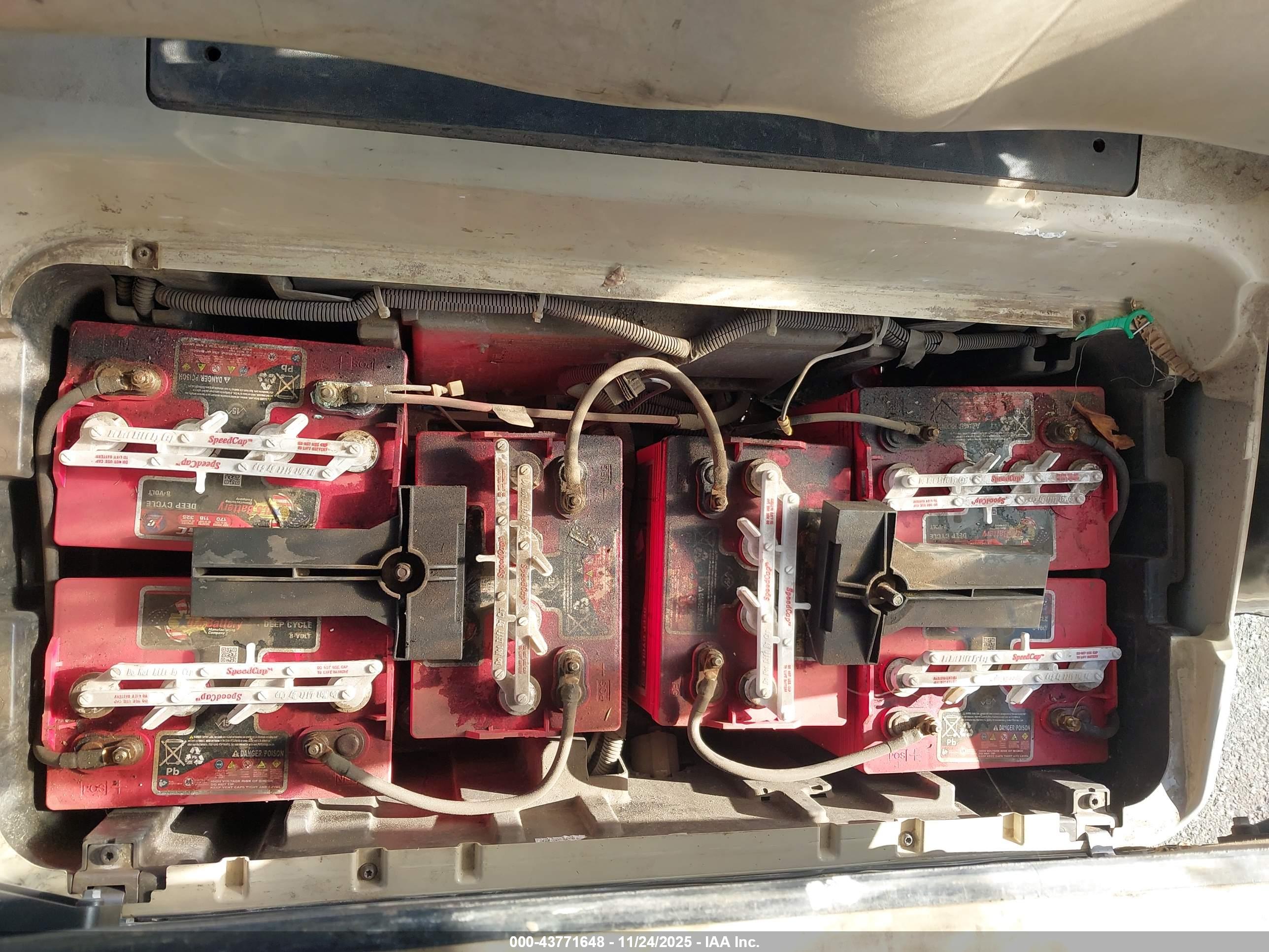 CLUB CAR image 10