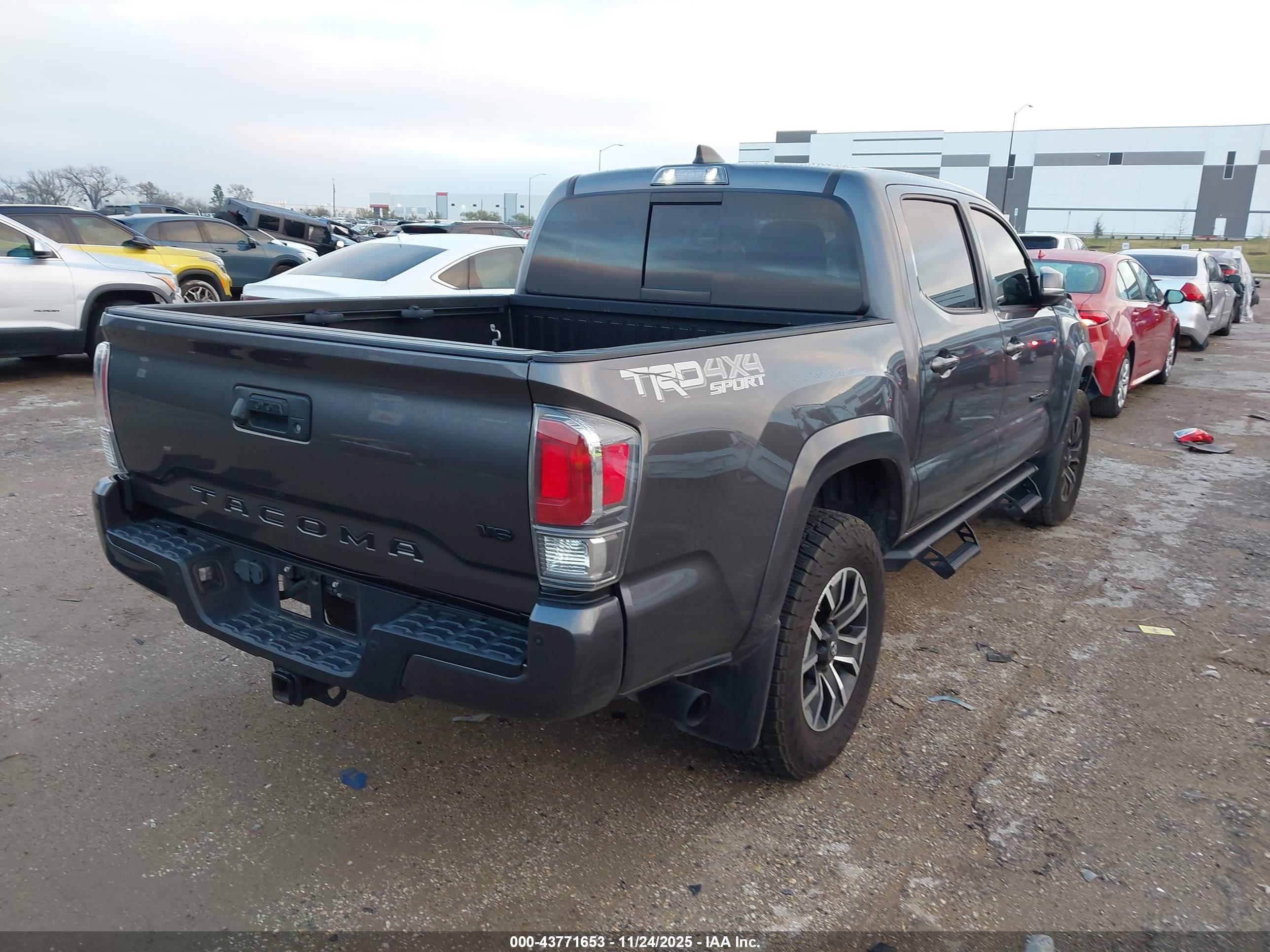 TOYOTA TACOMA image 4