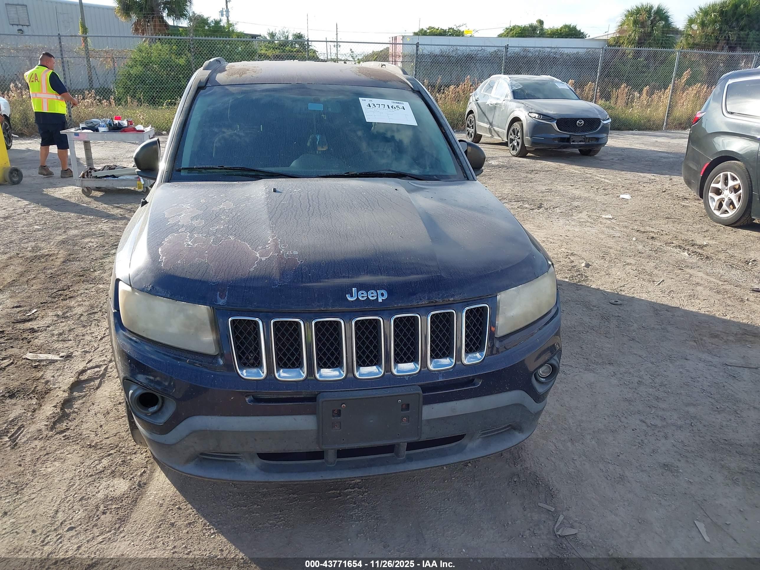 JEEP COMPASS image 6