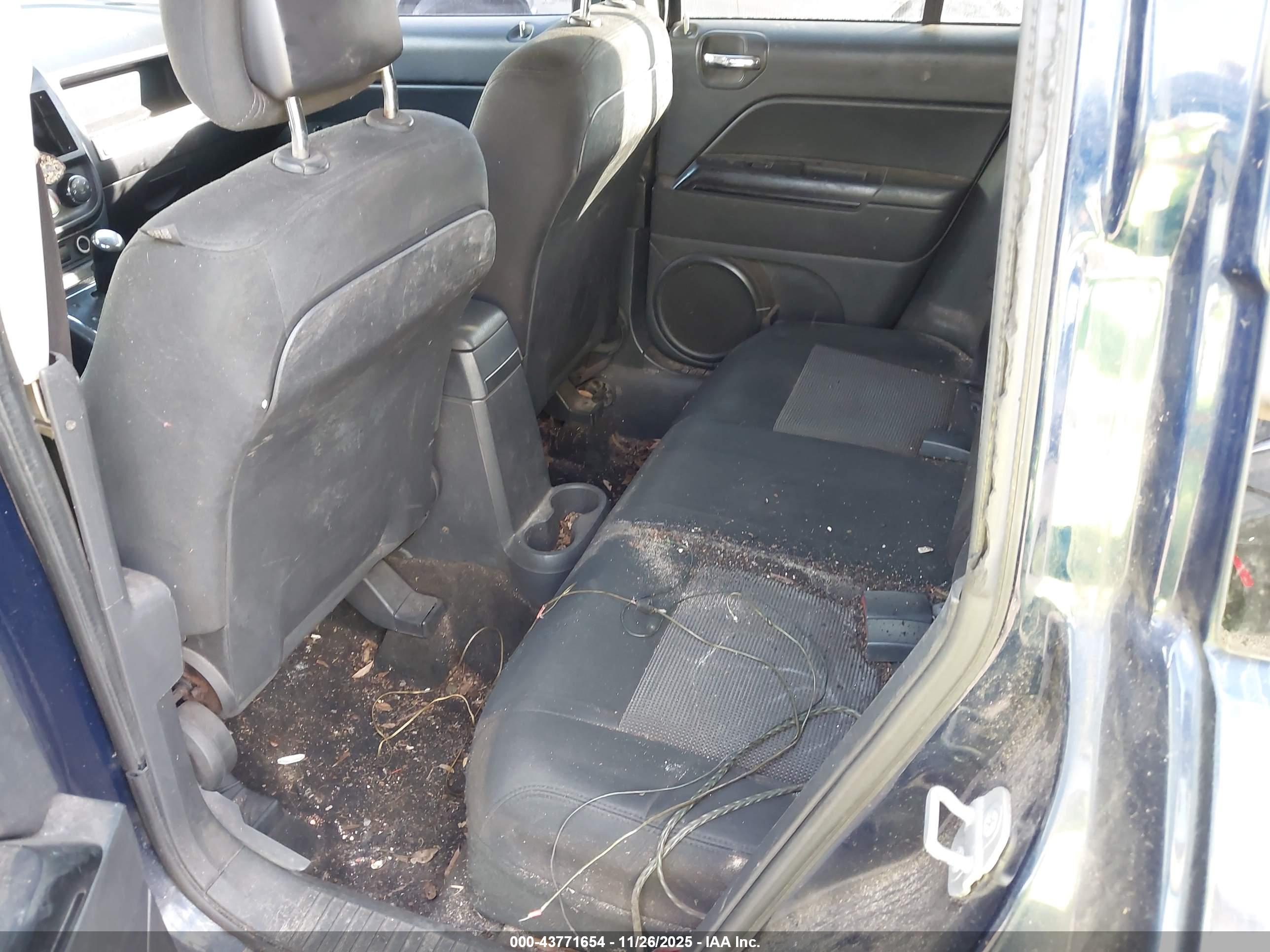 JEEP COMPASS image 8