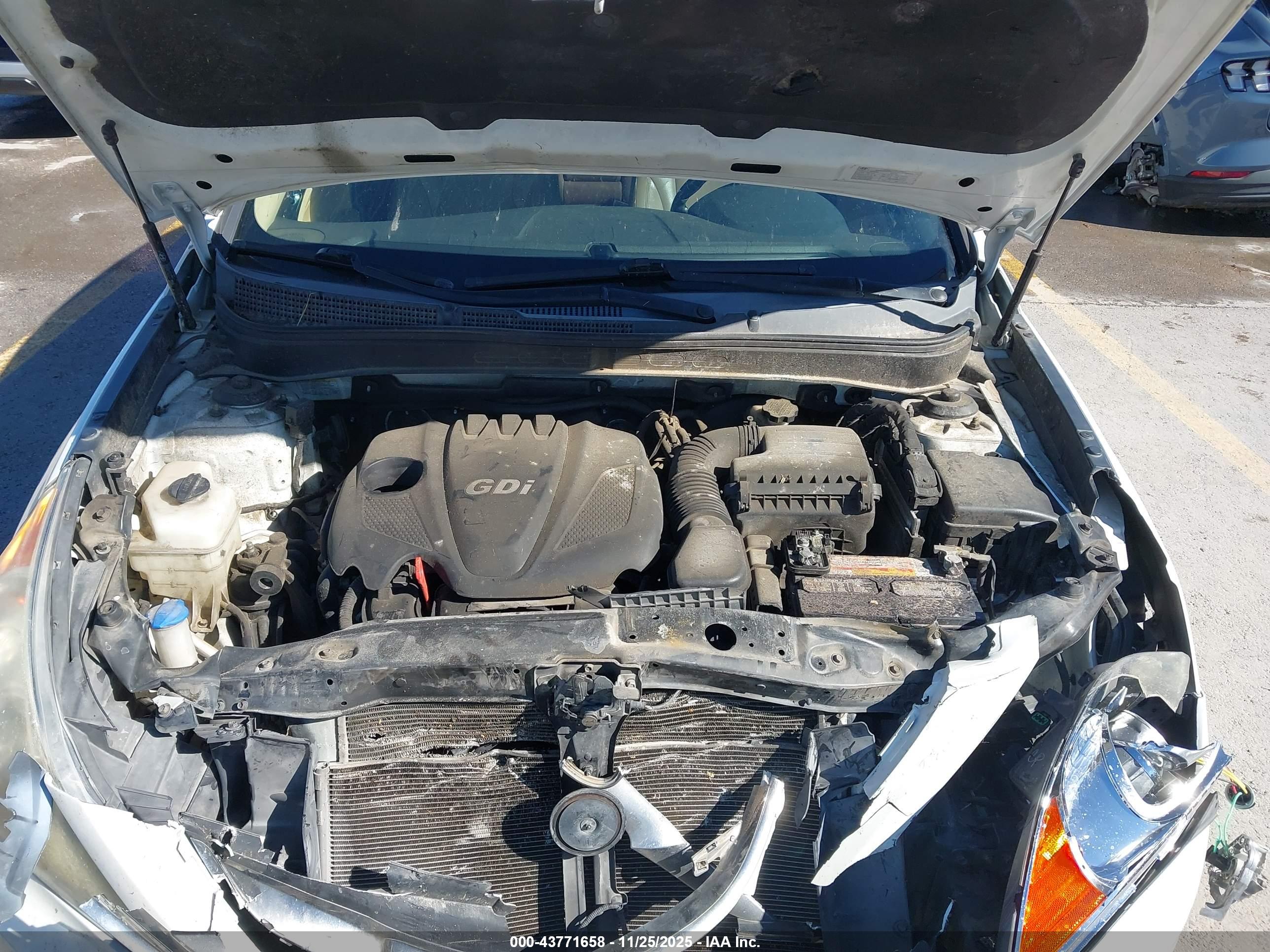 HYUNDAI SONATA image 10