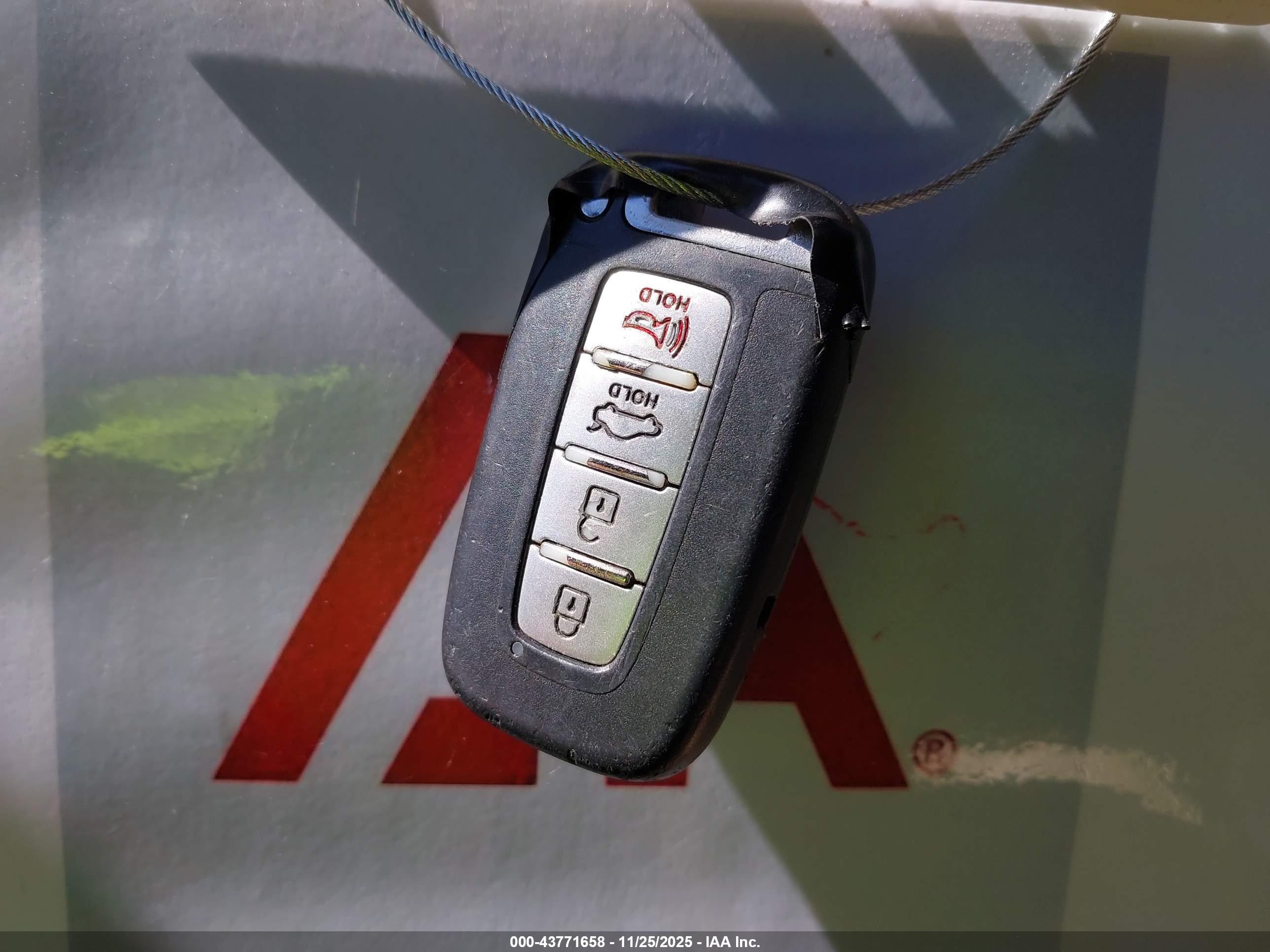 HYUNDAI SONATA image 11