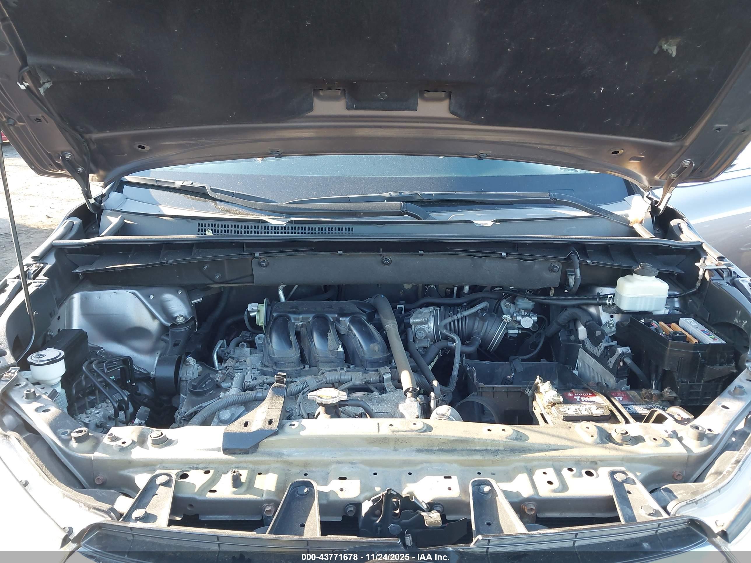 TOYOTA HIGHLANDER image 10